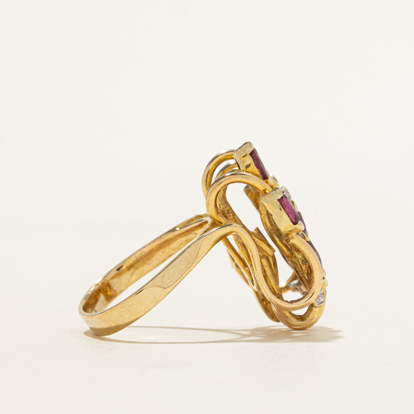 14k Ruby & Diamond Cluster Abstract Cocktail Ring | 1.58ctw, 0.14ctw | SZ 6