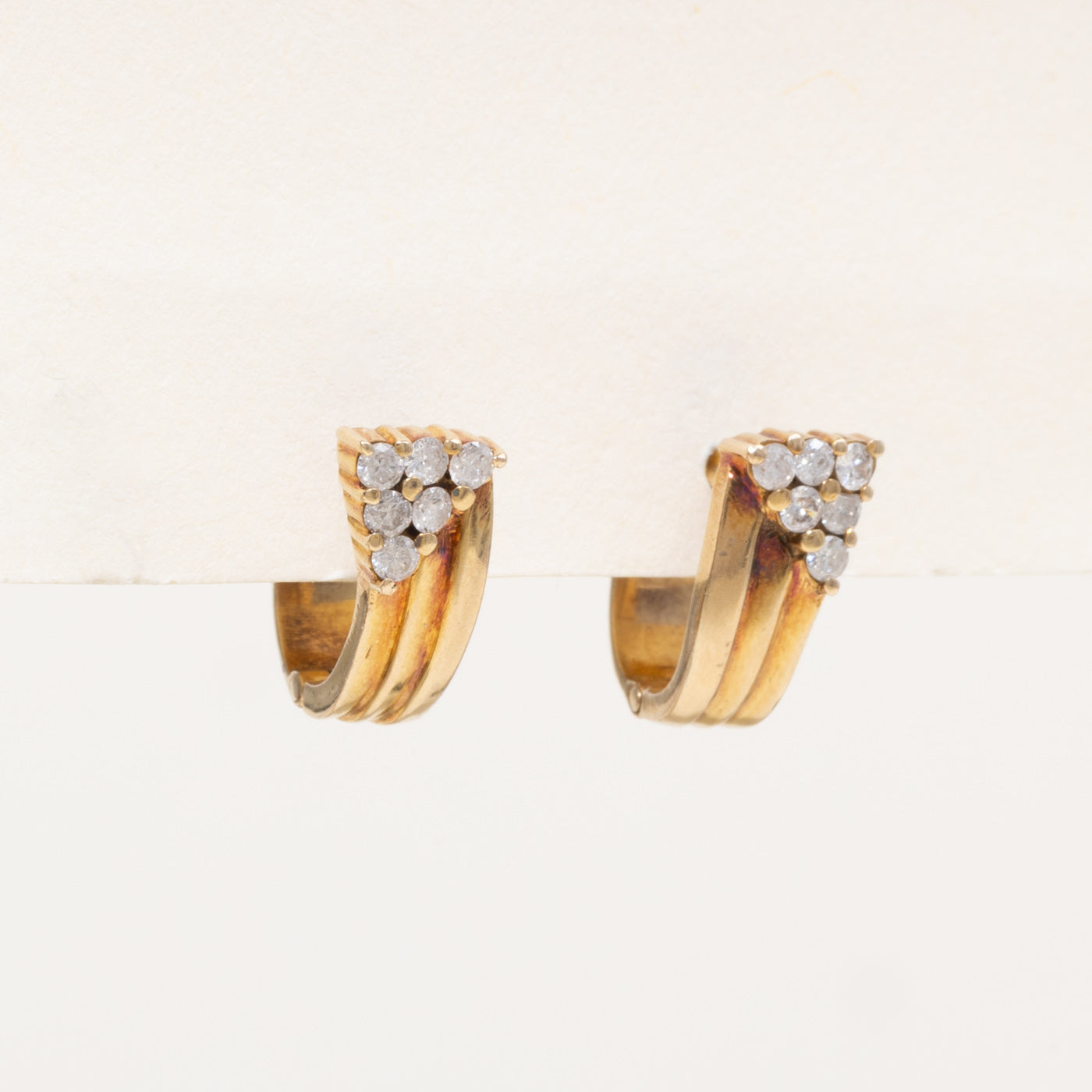 14k Diamond Triangle Cluster Grooved Huggie Earrings | 0.30ctw