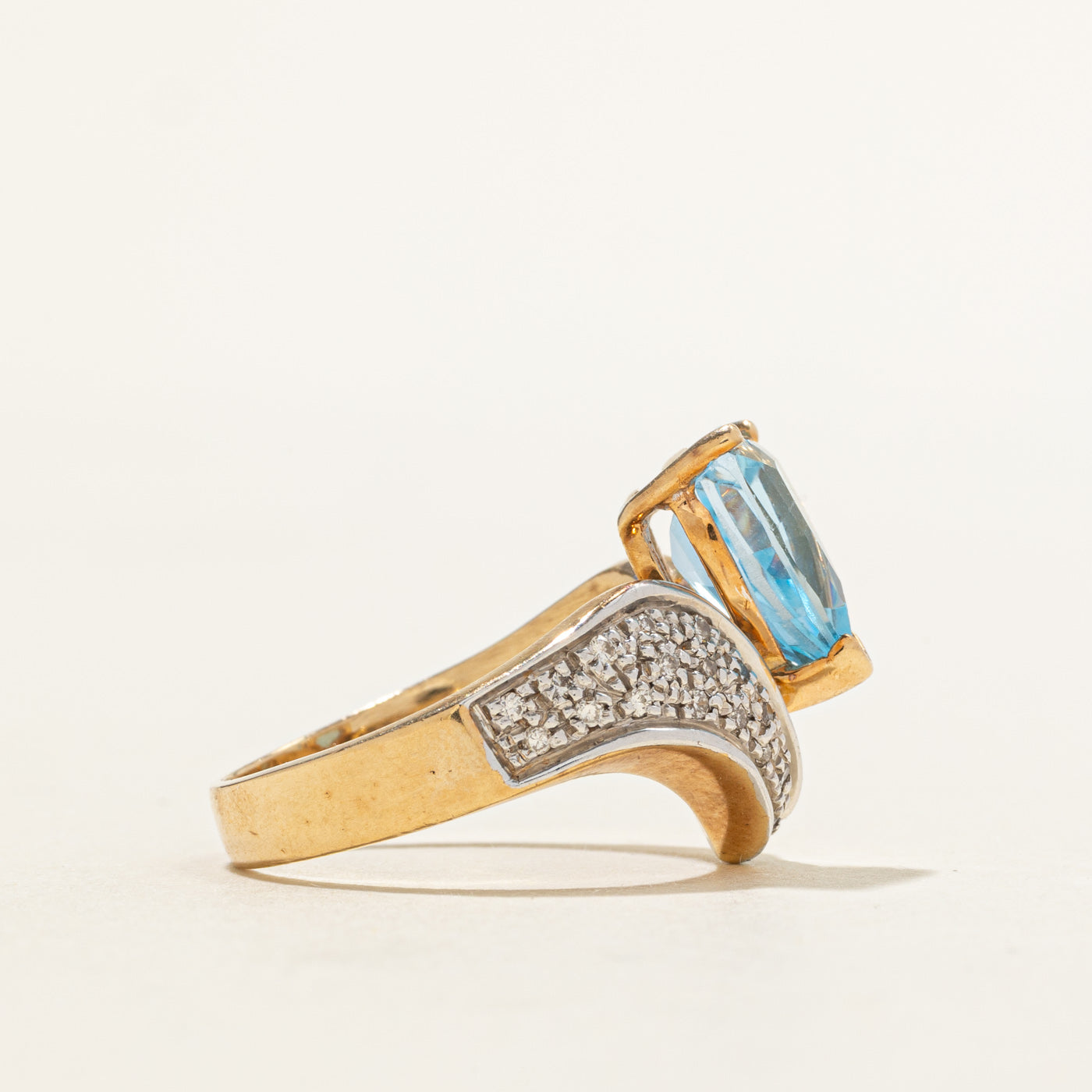 14k Blue Topaz & Diamond Wave Cocktail Ring | 2.77ct, 0.11ctw | SZ 6.25