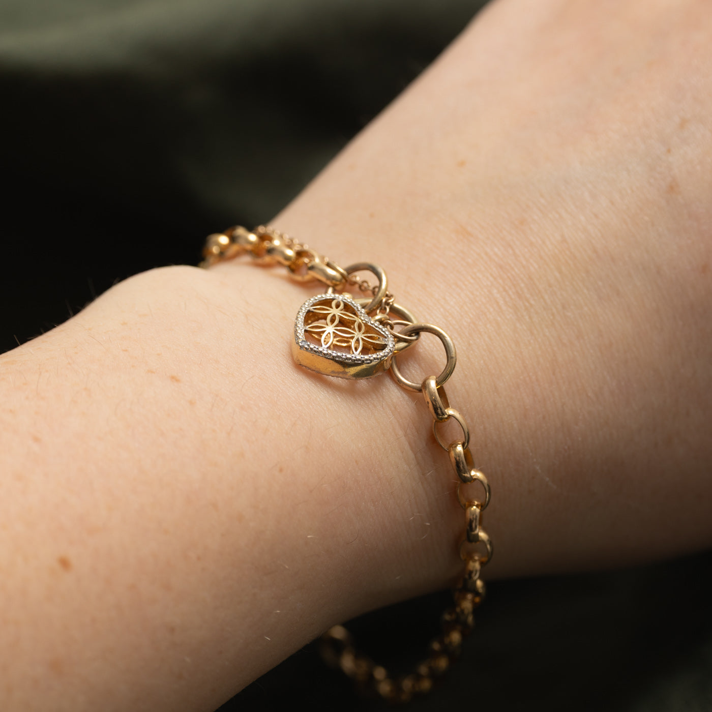 10k Yellow Gold Heart Padlock Charm Bracelet | 8"