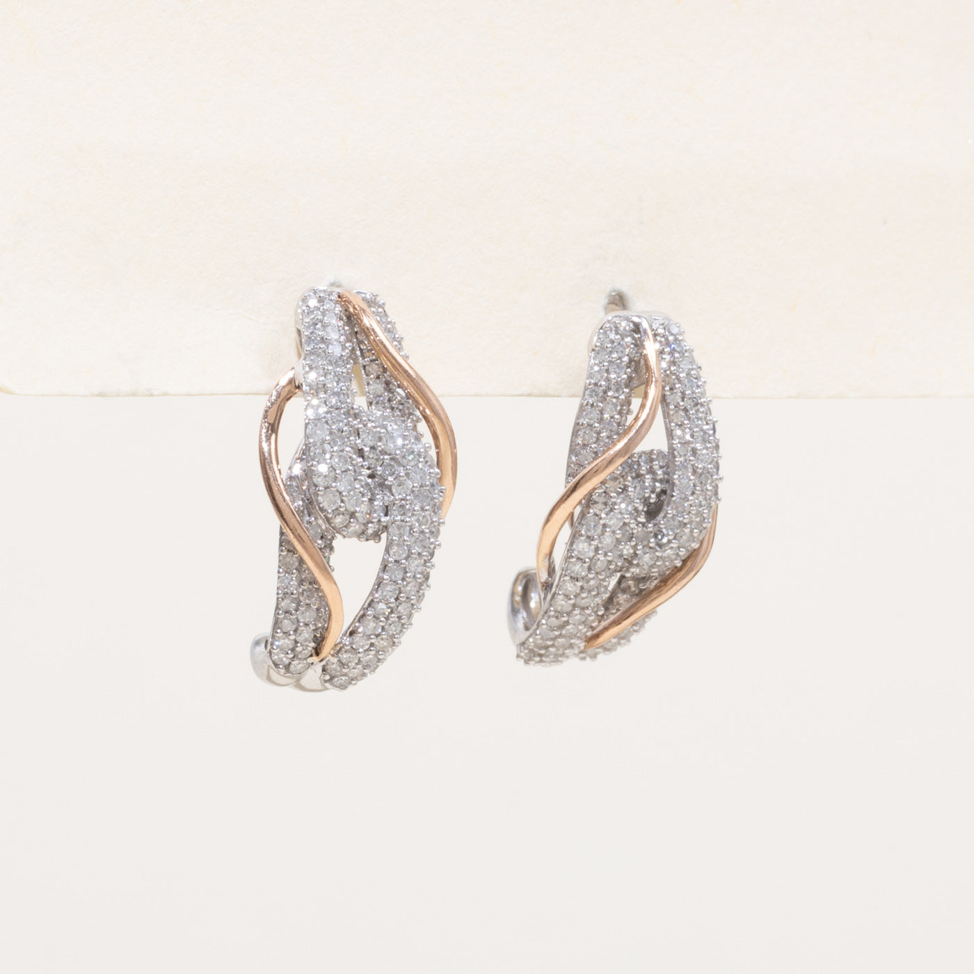 ***Boucles d'oreilles en or 14 carats 4293-37