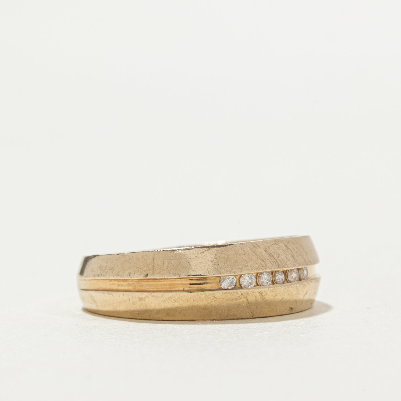 10k Channel Set Diamond Grooved Band | SZ 9.75