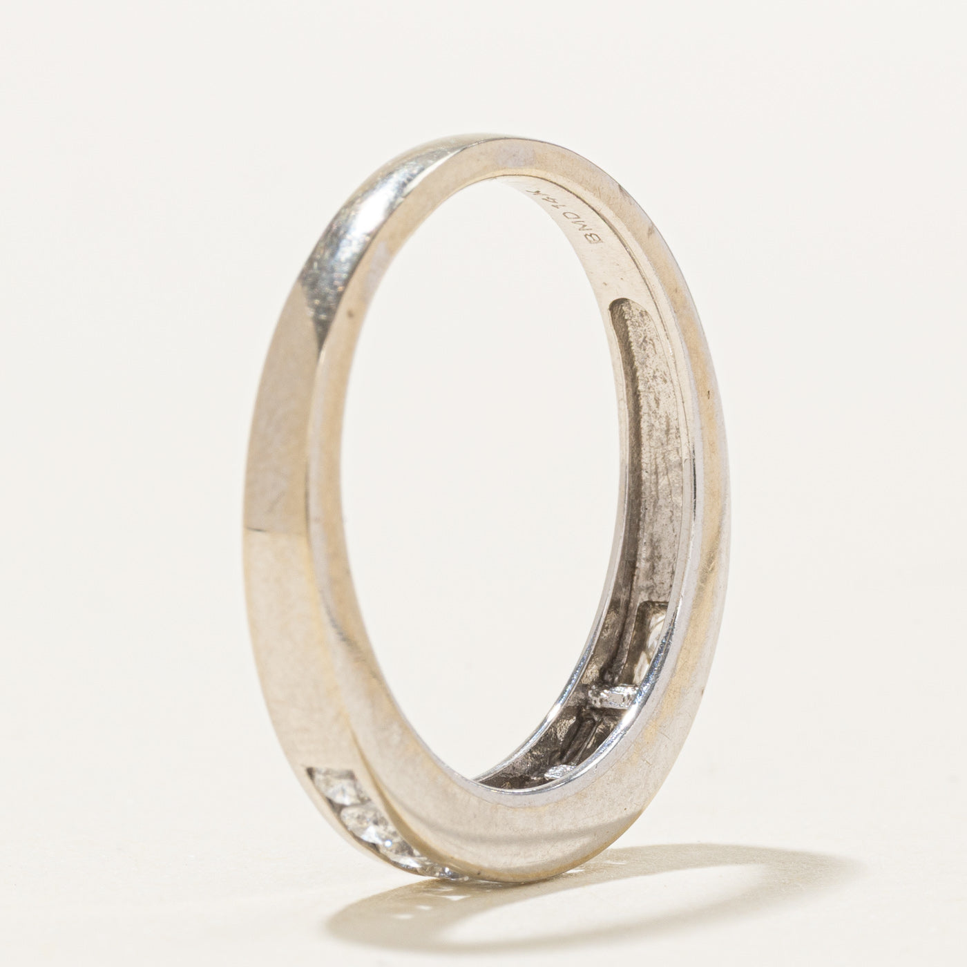 Alliance semi-éternité en or blanc 14 carats sertie de diamants | 0,33 ct au total | Taille 8,25