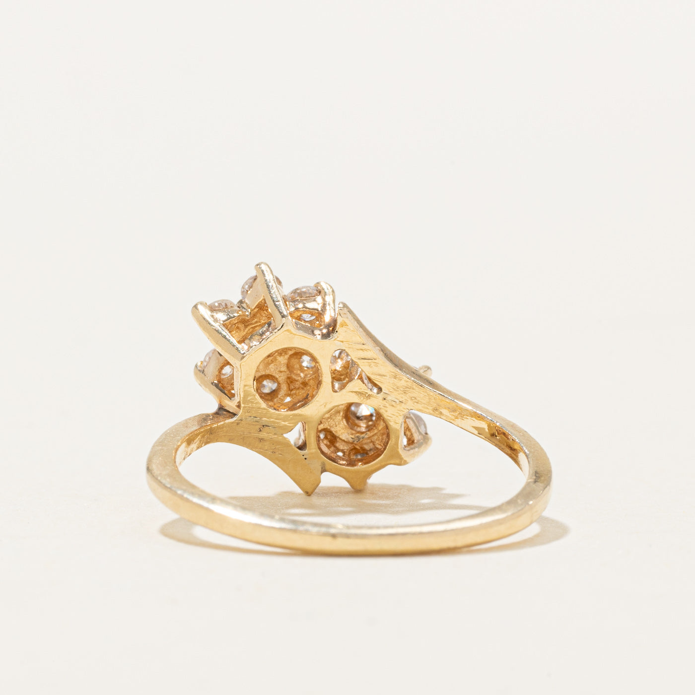 Bague sertie de diamants en or 14 carats, sertie de plusieurs pétales | 0,30 ct | Taille 5,5