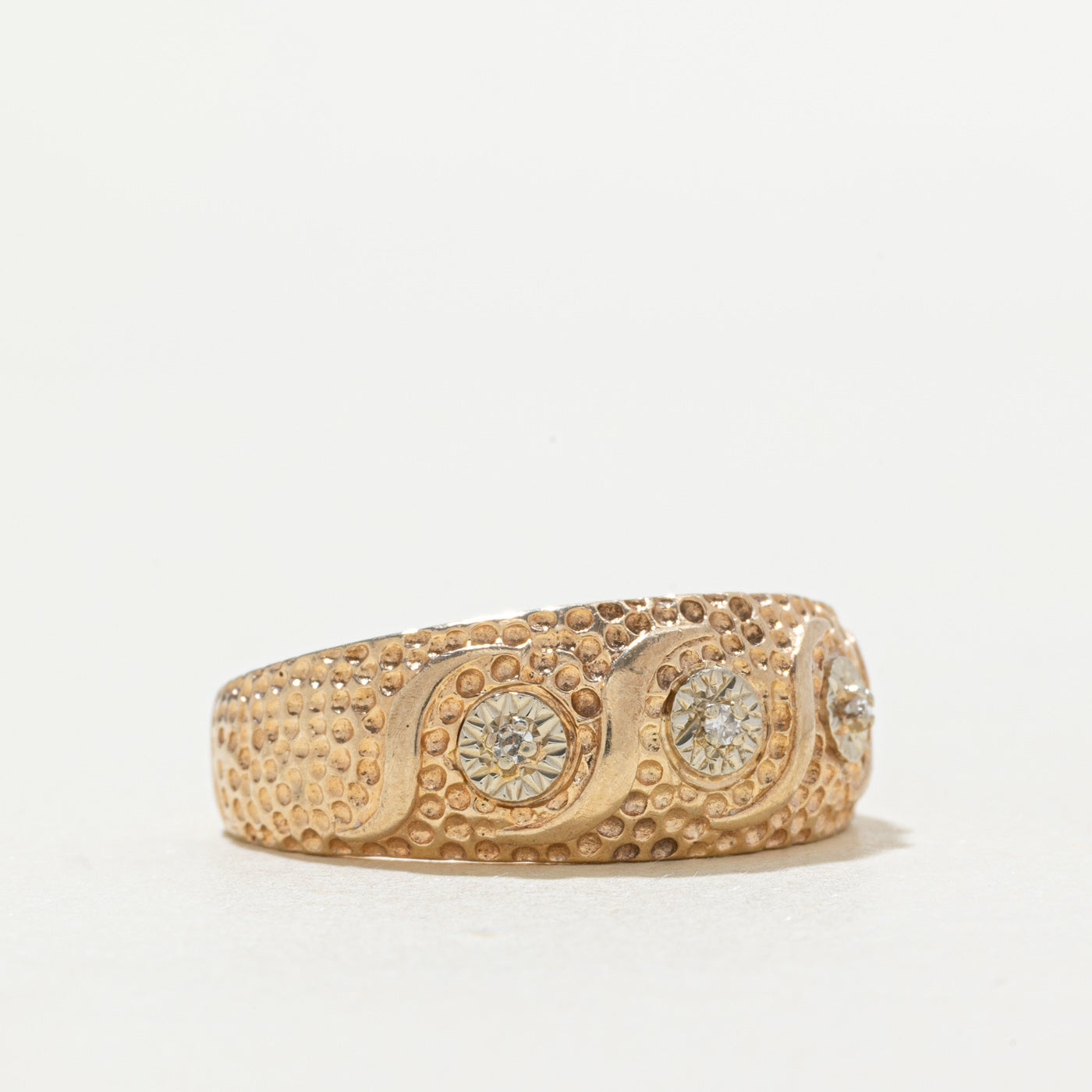 10k Illusion Set Diamond Textured Ring | SZ 9.75
