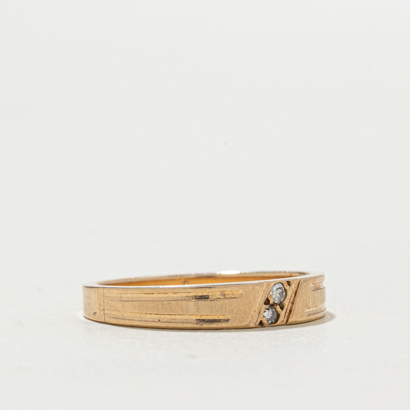 10k Two Stone Diamond Grooved Band | SZ 6