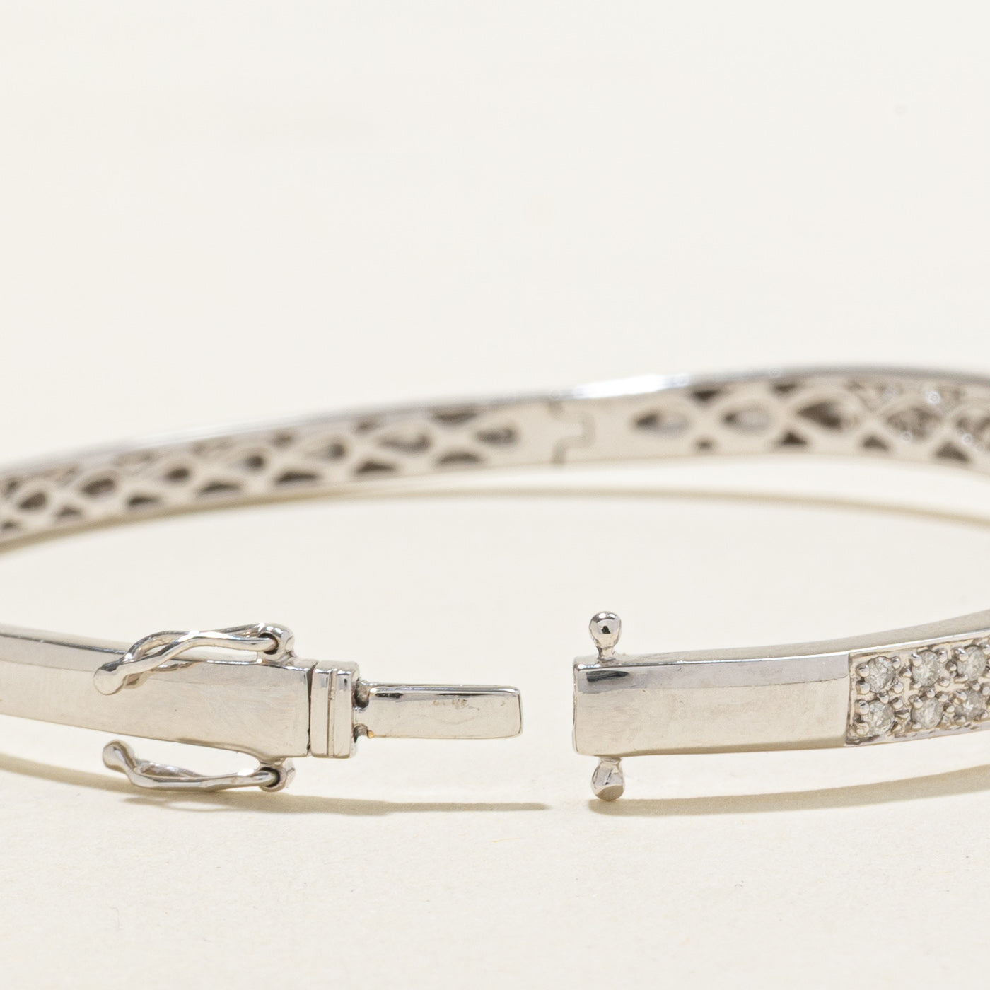 14k Pavé Set Black & White Diamond Bangle Bracelet | 1.07ctw