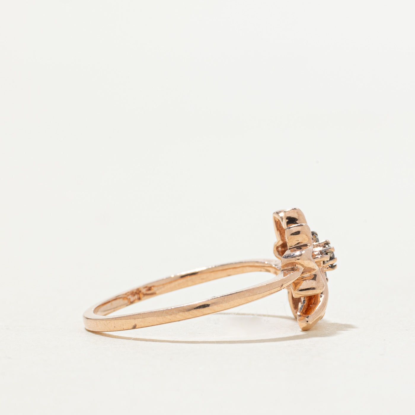 10k Diamond Maple Leaf Ring | SZ 7