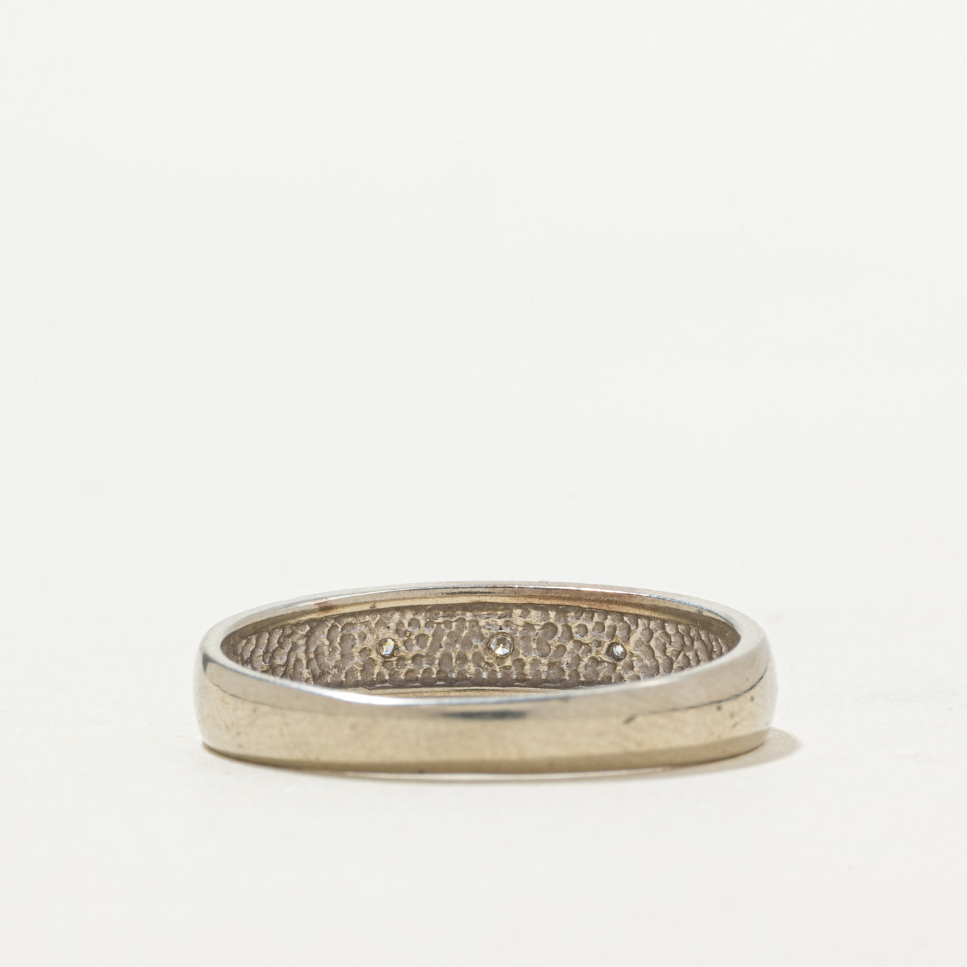 10k Three Stone Diamond Engraved Band | SZ 10.75