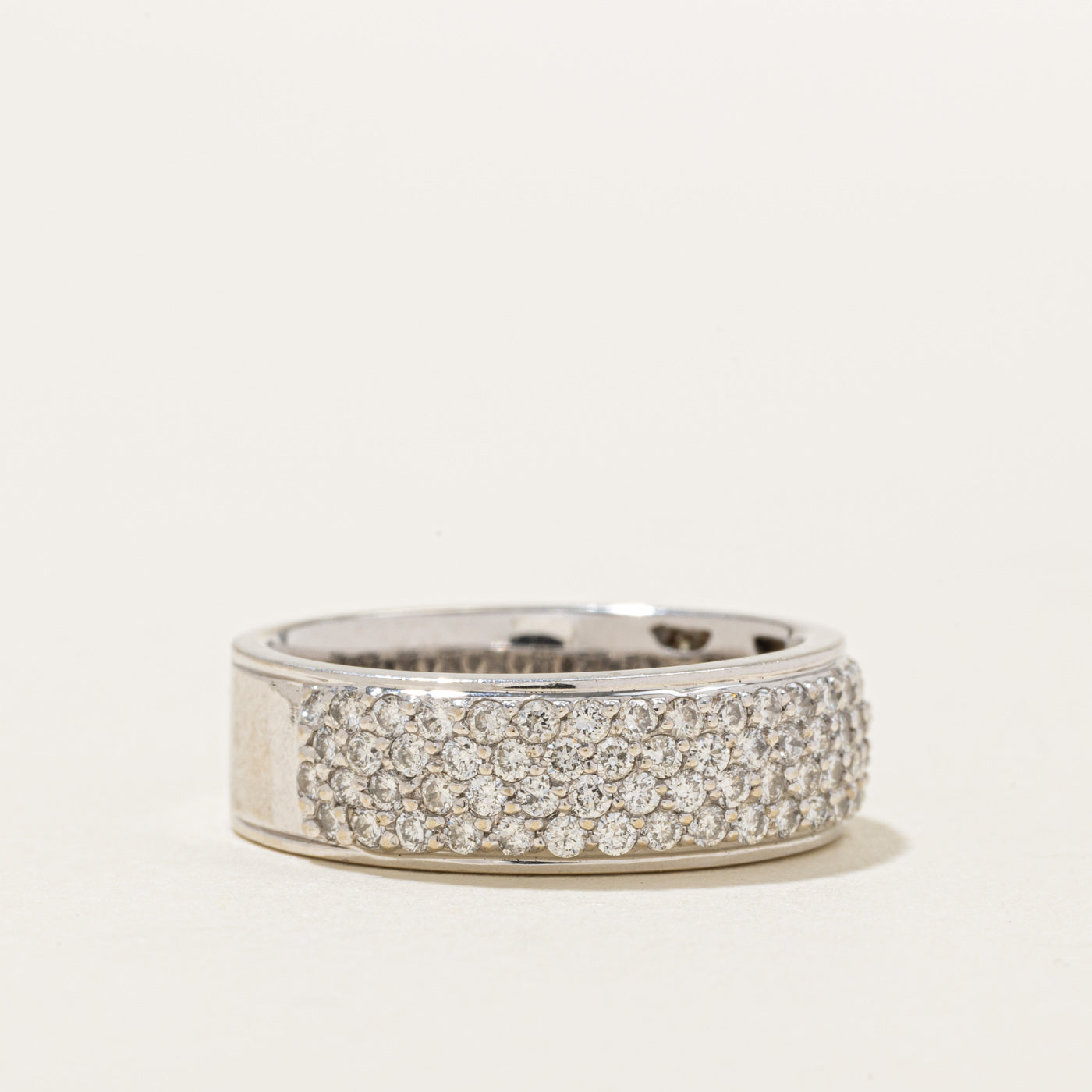 Bande de diamants sertie semi-éternité pavée 14 carats | 0,90ctw | Taille 6,75