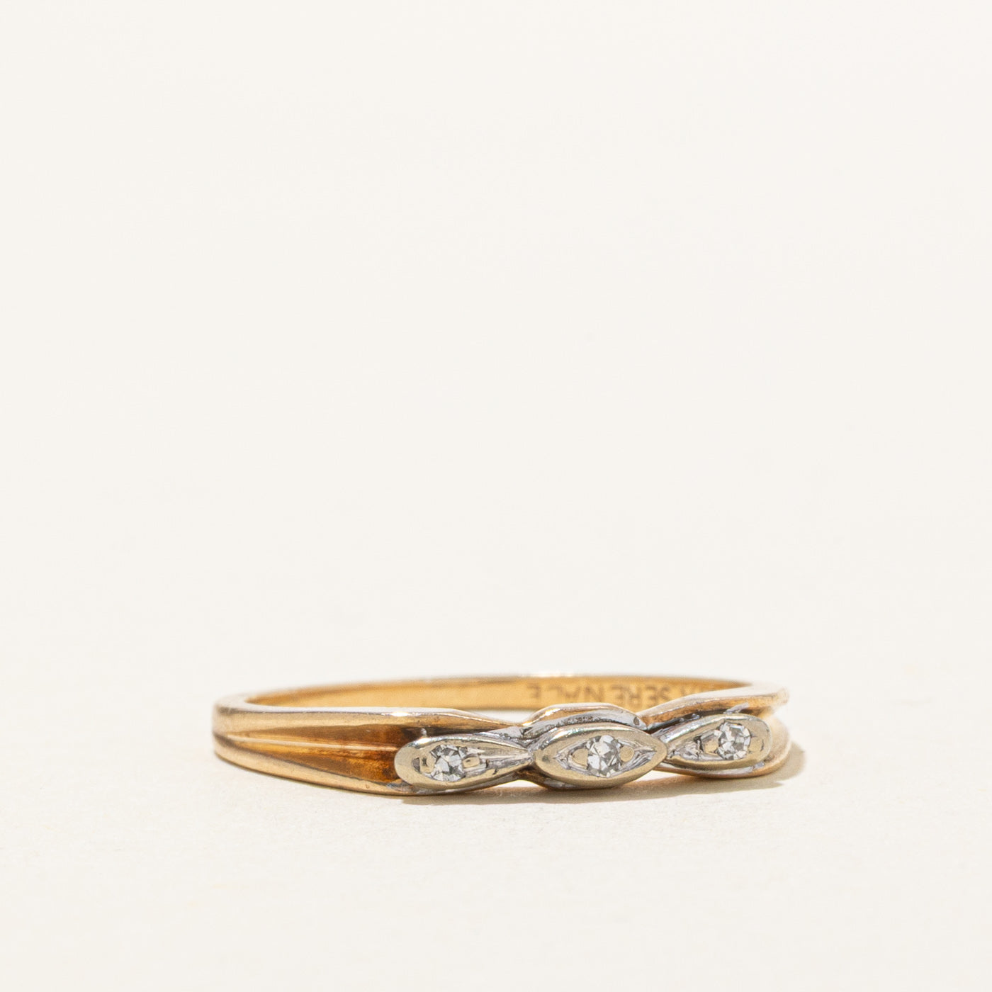 14K Diamond Marquise Pattern Grooved Band | SZ 6.0