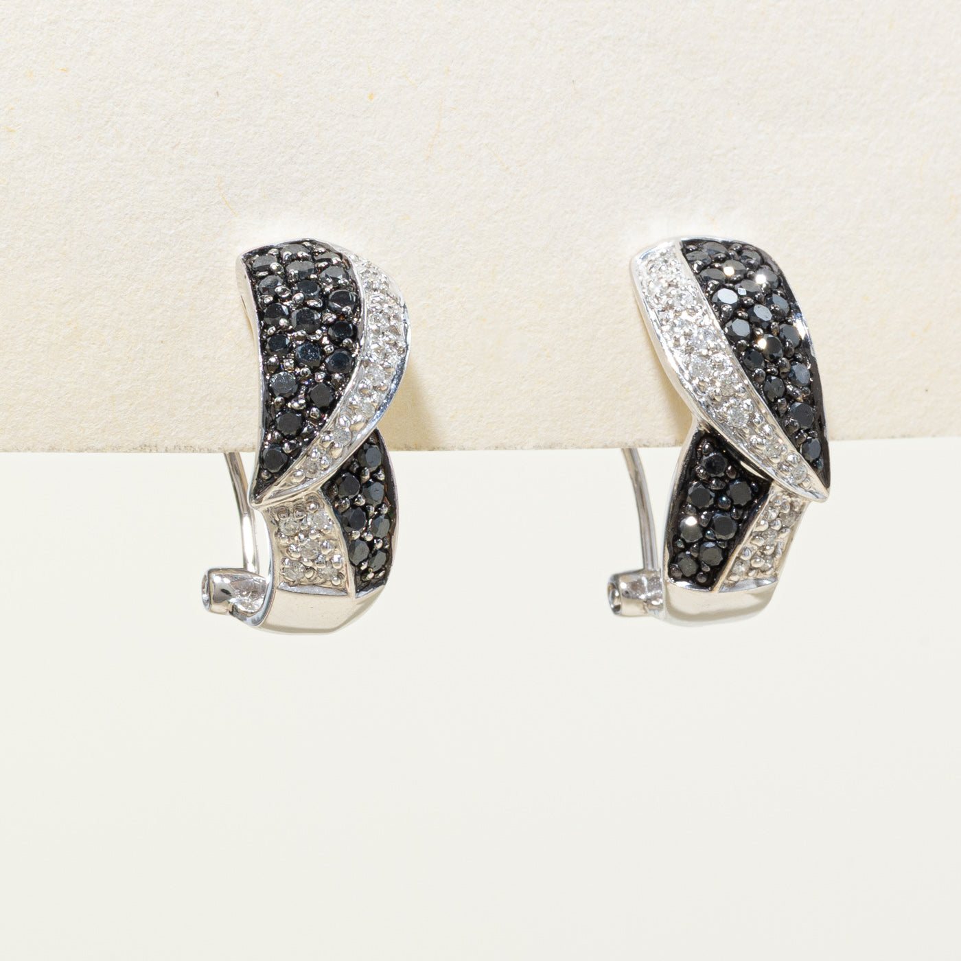 14k Pavé Set Black & White Diamond Stud Earrings | 0.98ctw