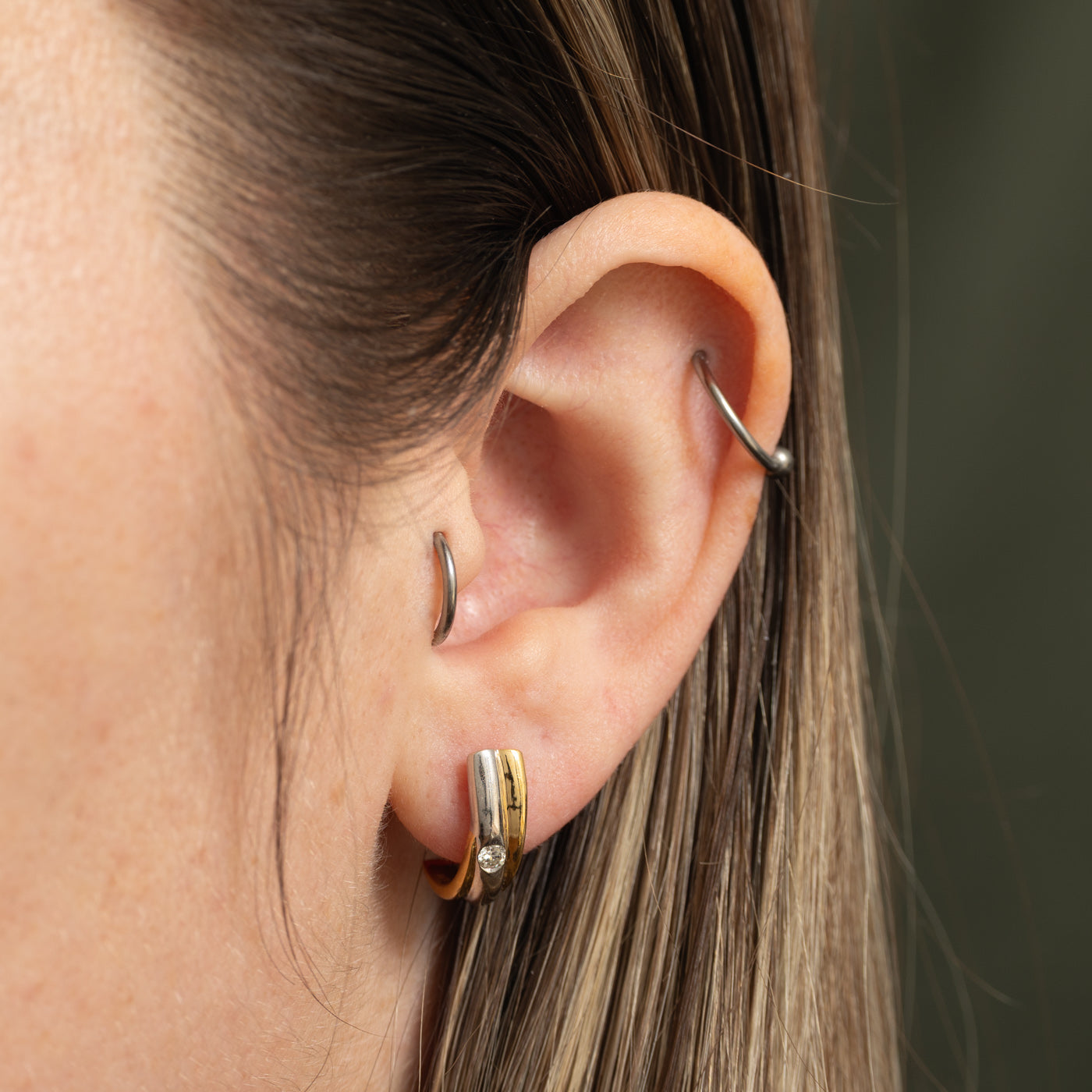 ***Boucles d'oreilles en or 18 carats 4293-61