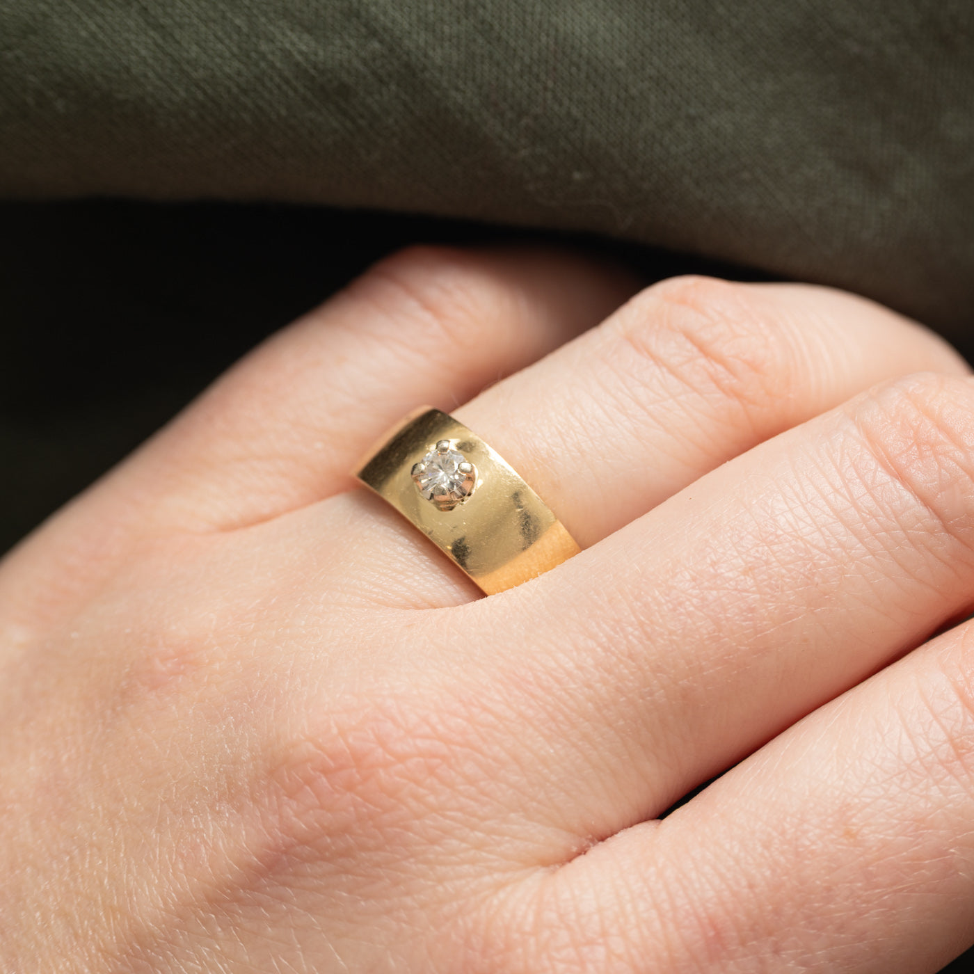 14K Yellow Gold Solitaire Diamond Band | 0.18ct | SZ 6.75