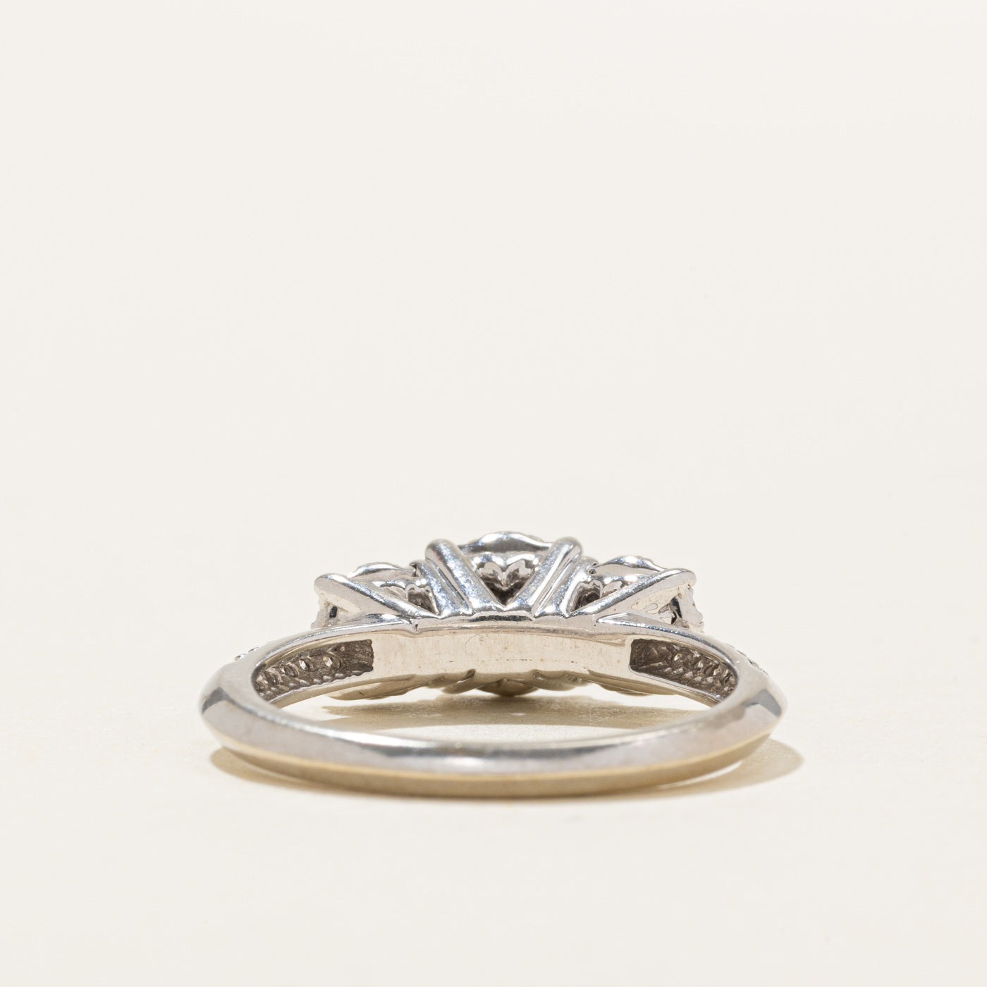 Bague triple halo en or 14 carats sertie de diamants | 0,57 ct au total | Taille 6,75