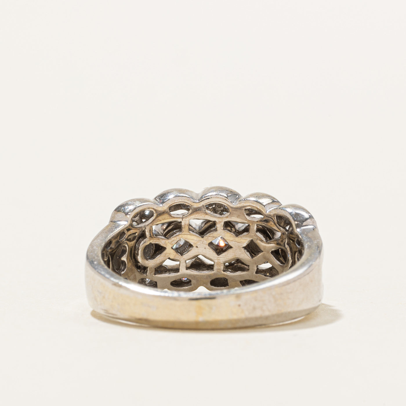 14K Five Stone Diamond Accented Textured Band | 0.37ctw | SZ 5.5