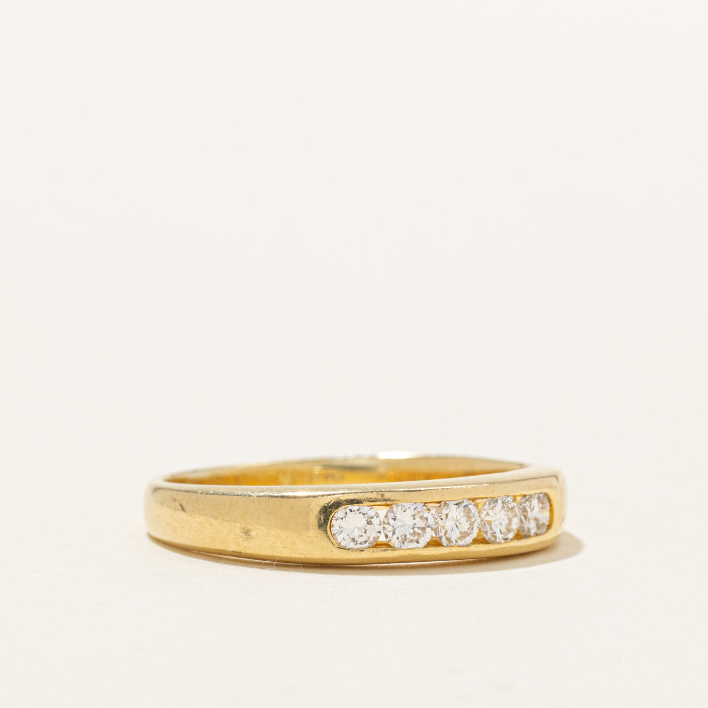 Bague en or 18 carats sertie de cinq diamants | 0,25 ct au total | Taille 7,5