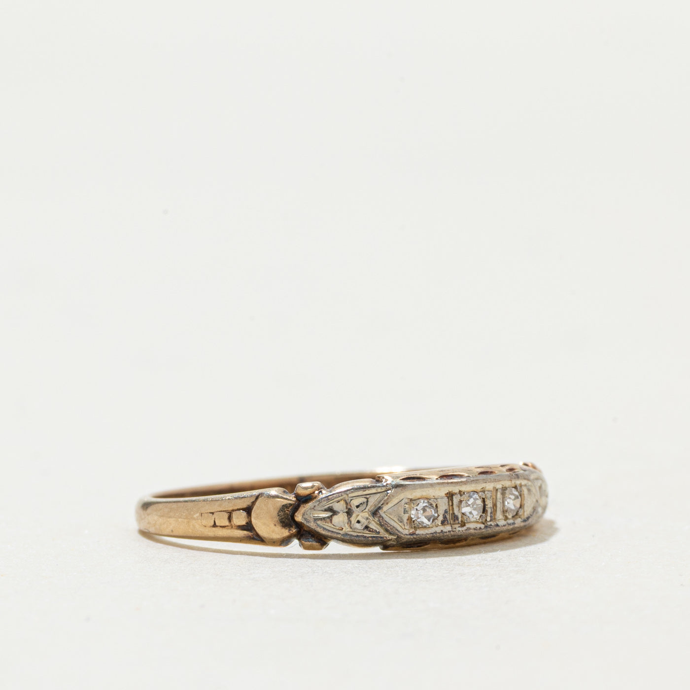 14k Illusion Diamond Textured Band | SZ 6.5