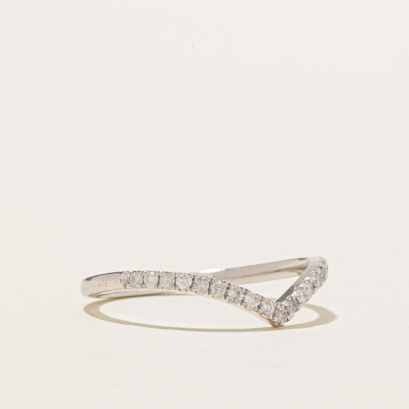 18K White Gold Semi Eternity Diamond Chevron Ring | SZ 6.0