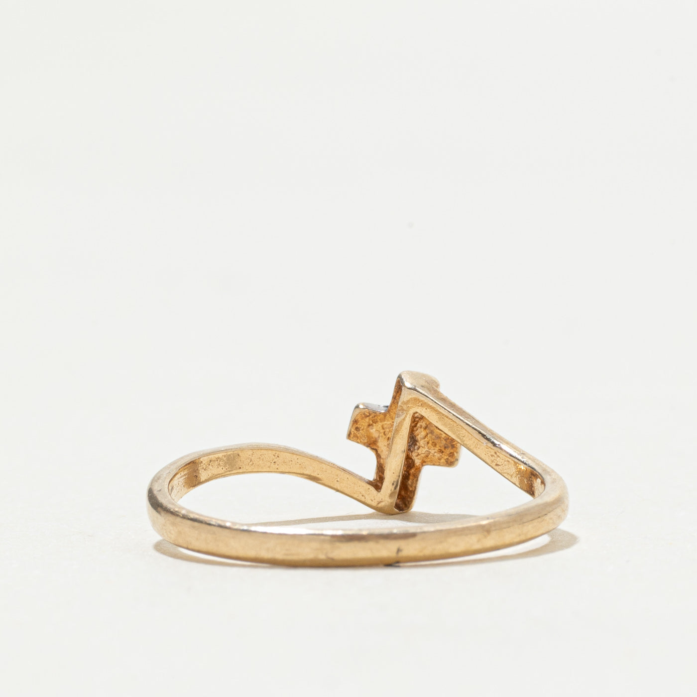 10k Diamond Cross Bypass Ring | SZ 6