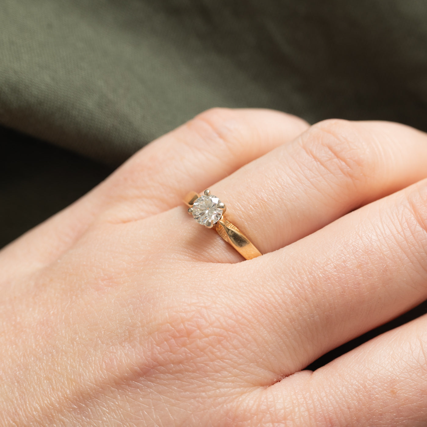 14K High Set Solitaire Diamond Euro Shank Ring | SZ 6.75