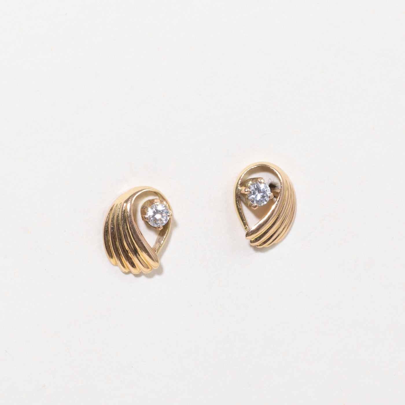 ***Boucles d'oreilles en or 18 carats 4293-54