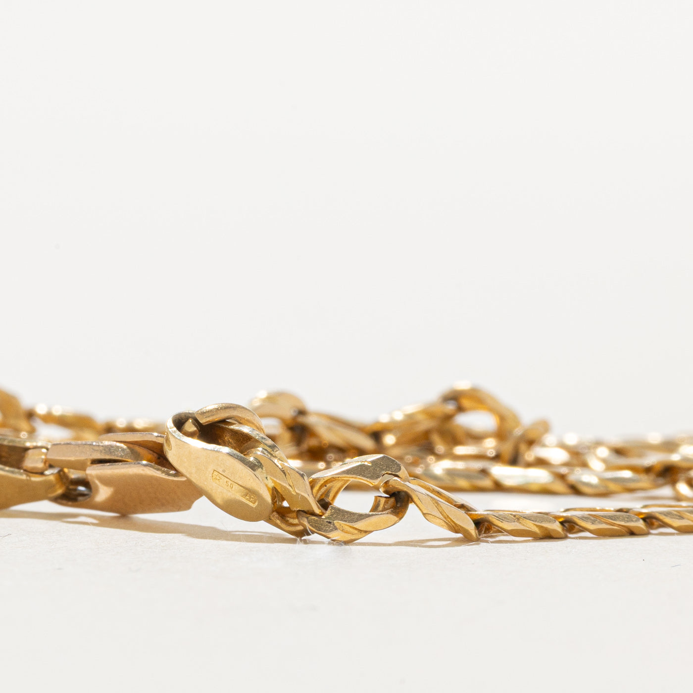 Italian 14k Yellow Gold Curb Link Chain | 21"