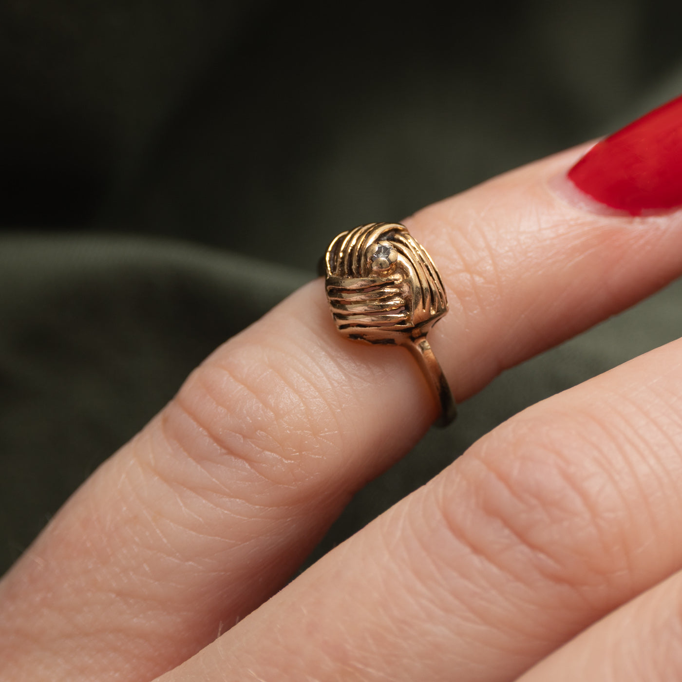 10k Diamond Grooved Knot Ring | SZ 0.50