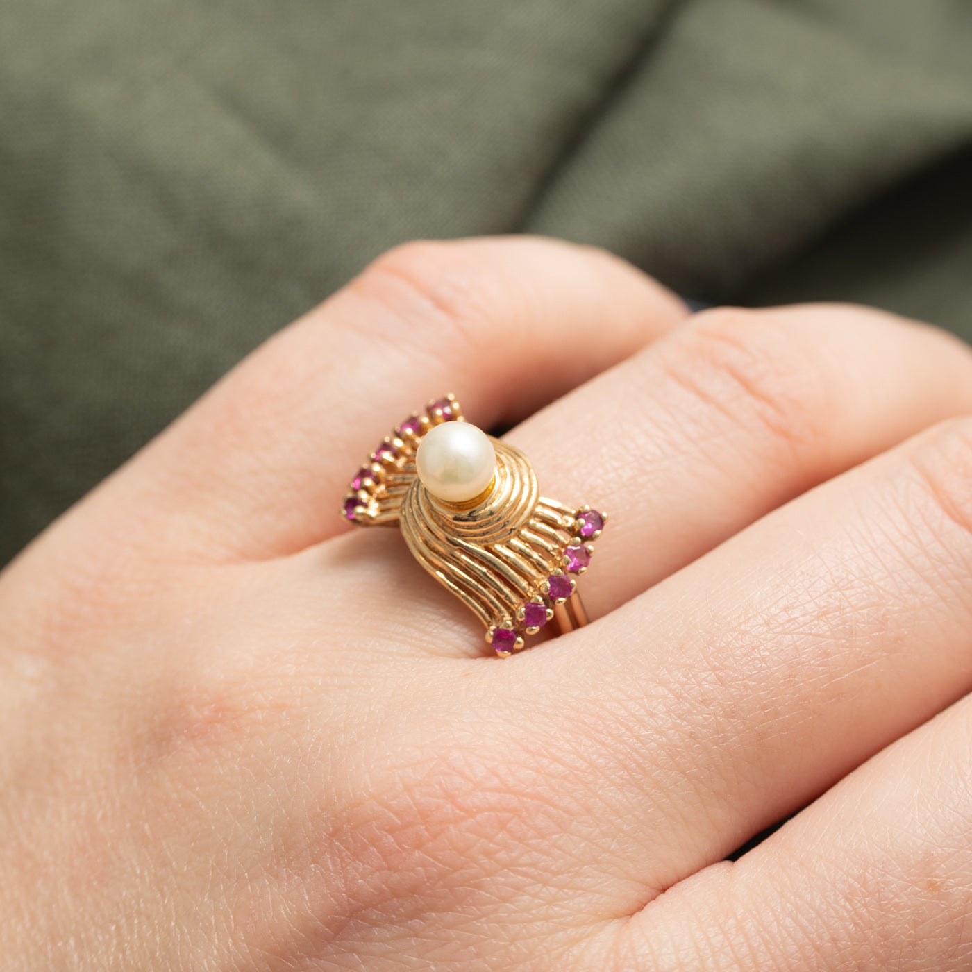 14K Synthetic Ruby & Pearl Abstract Cocktail Ring | 0.30ctw | SZ 6.0