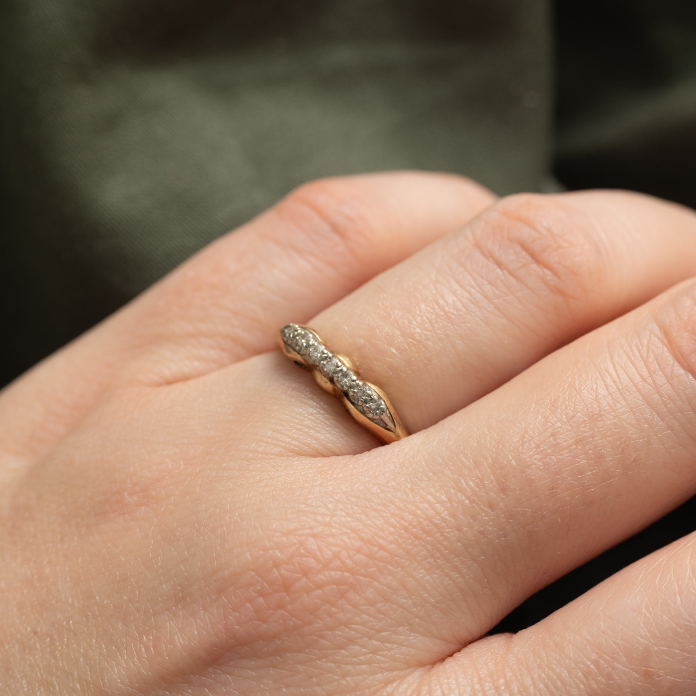 14K Semi Eternity Diamond Scalloped Ring | SZ 6.0