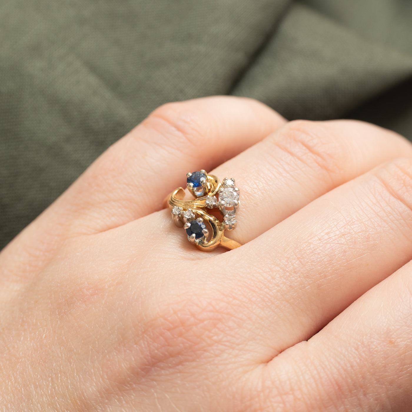 Bague en or 14 carats sertie de saphirs et de diamants (0,30 ct, 0,21 ct) | Taille 5,25