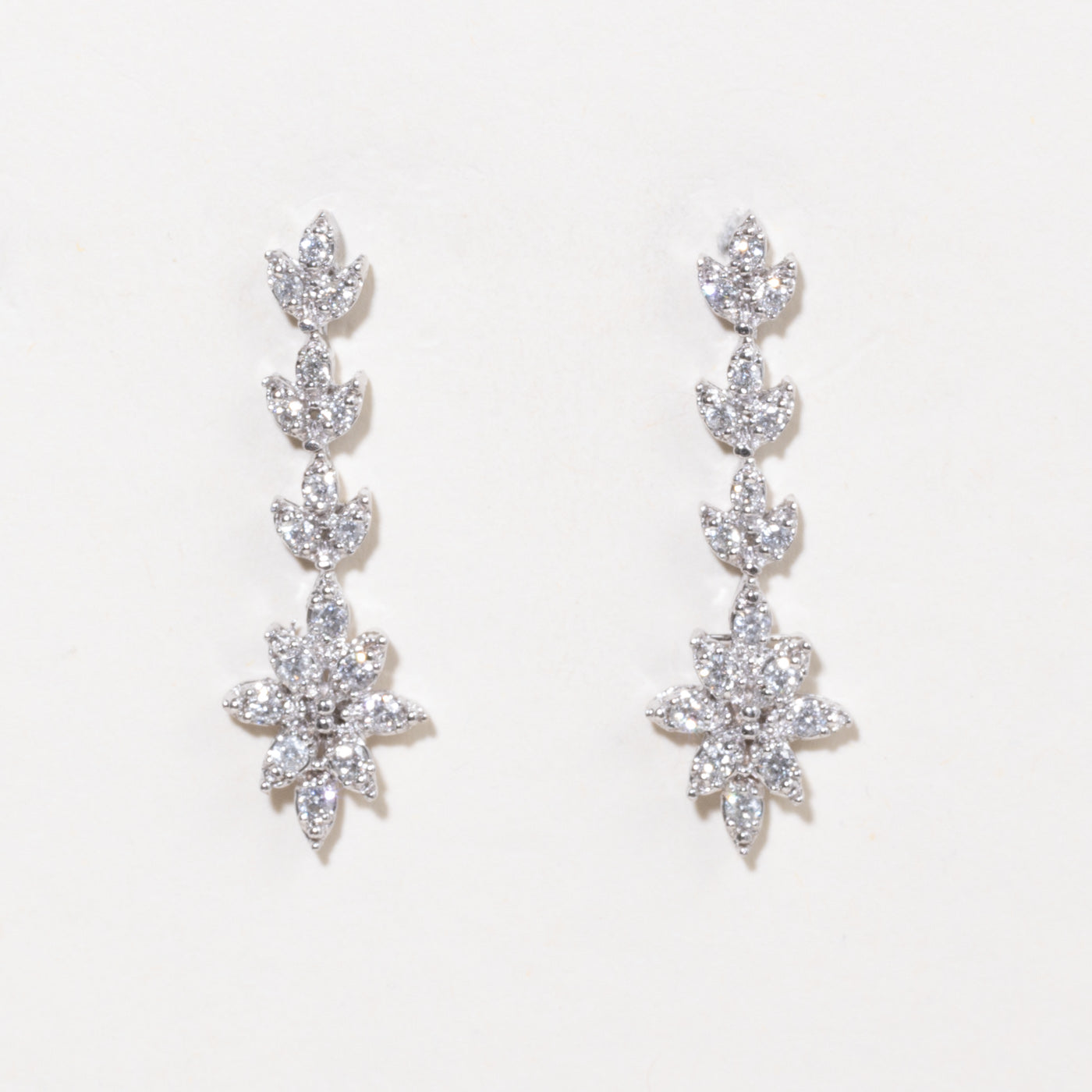Boucles d'oreilles en or 18 carats ***4293-70