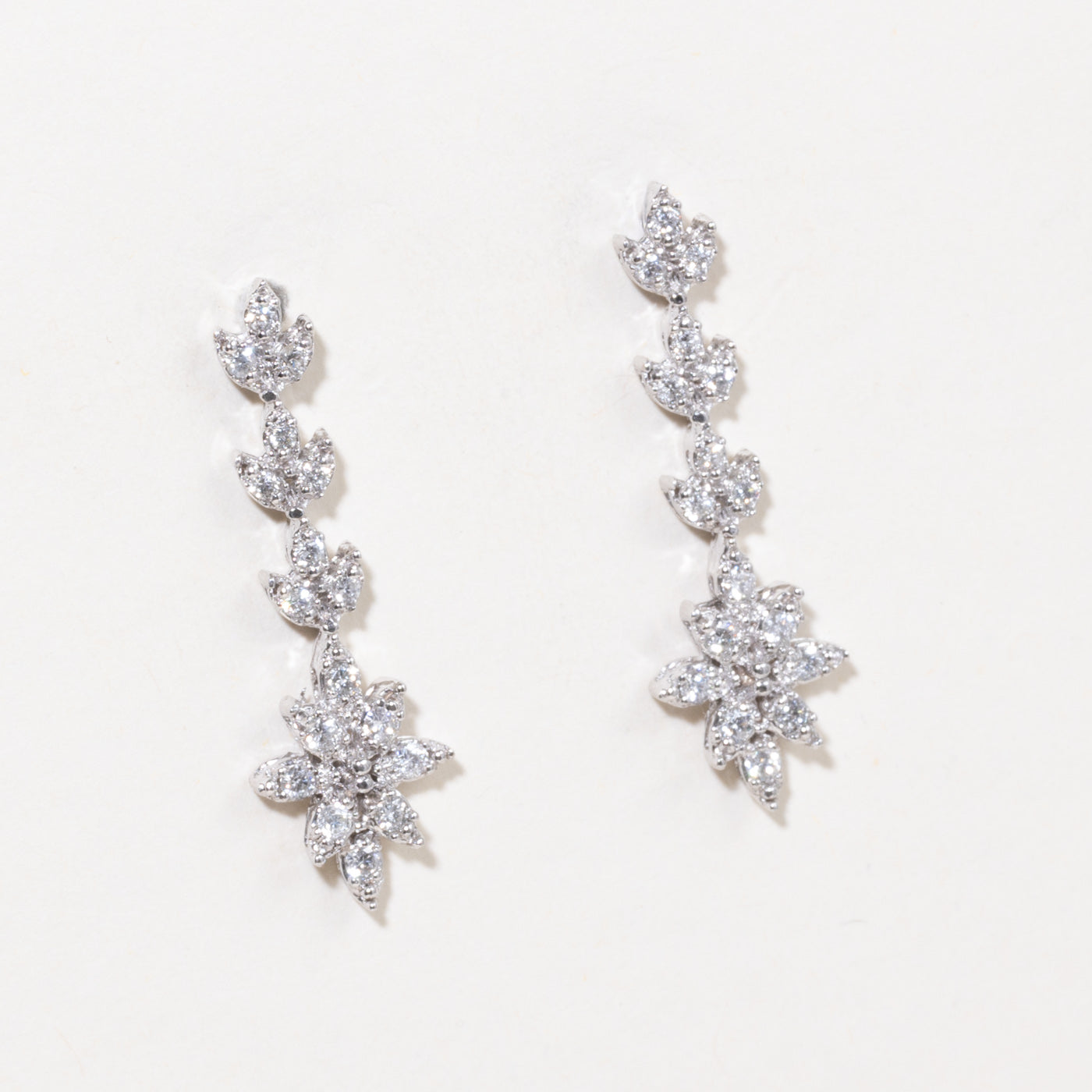 Boucles d'oreilles en or 18 carats ***4293-70