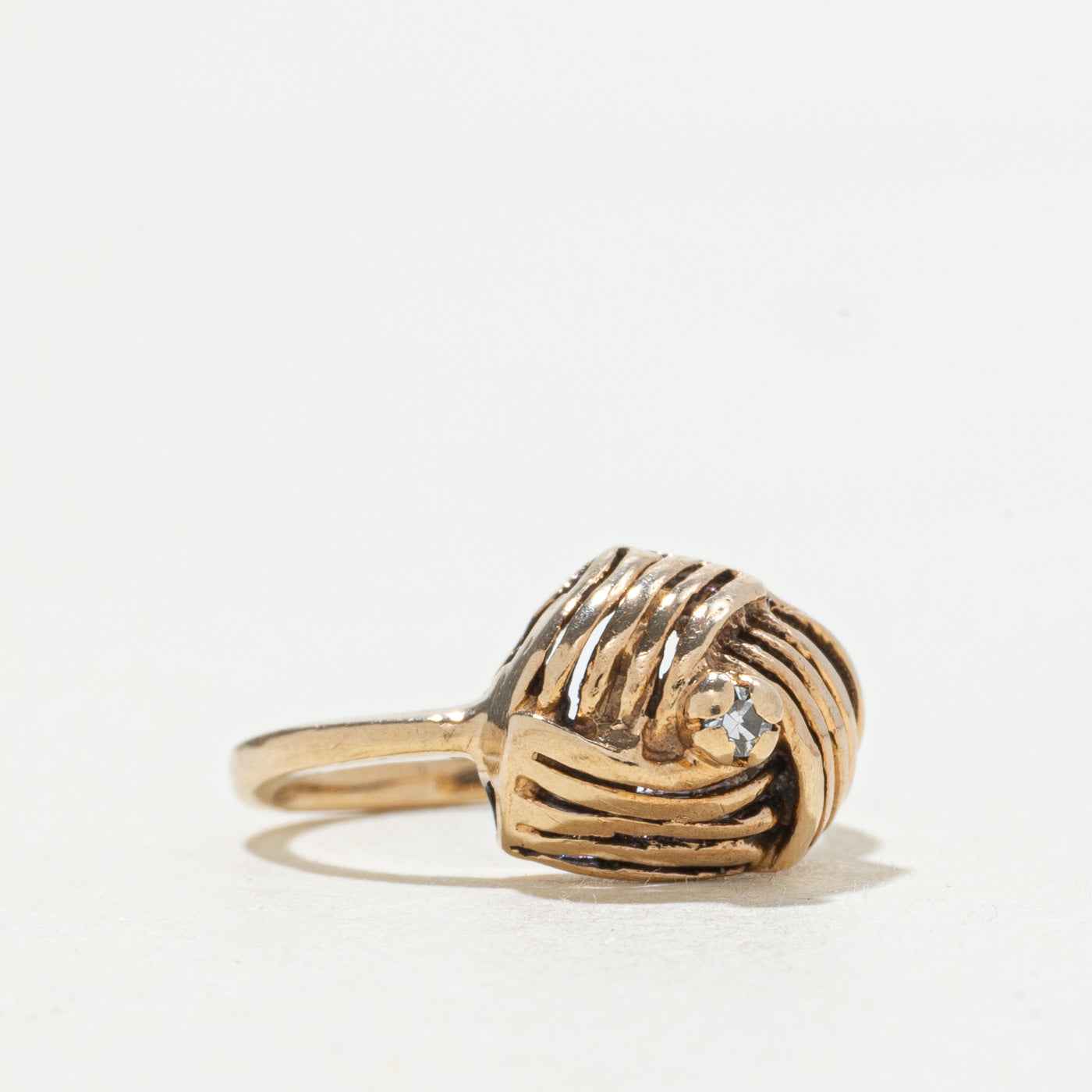 10k Diamond Grooved Knot Ring | SZ 0.50