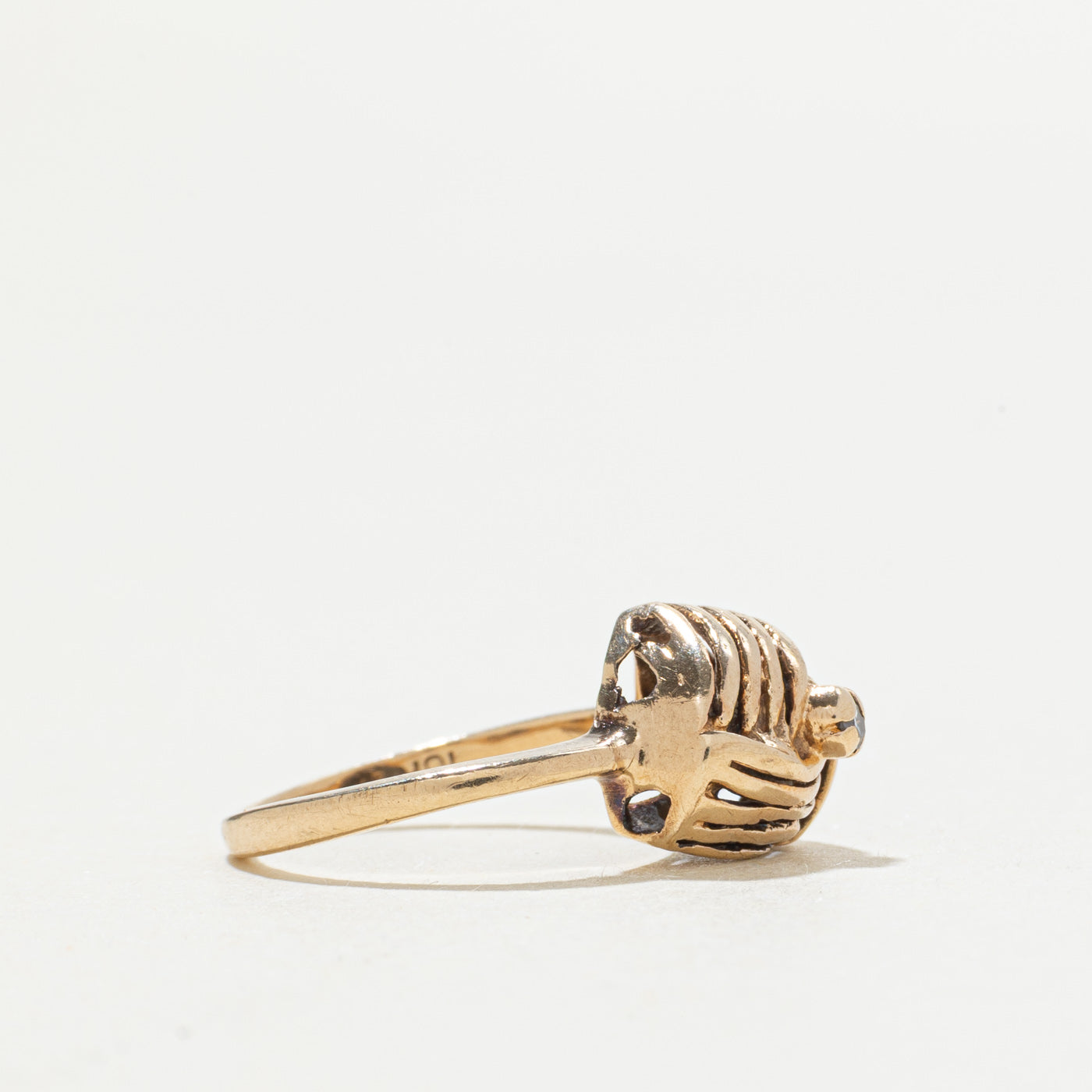 10k Diamond Grooved Knot Ring | SZ 0.50