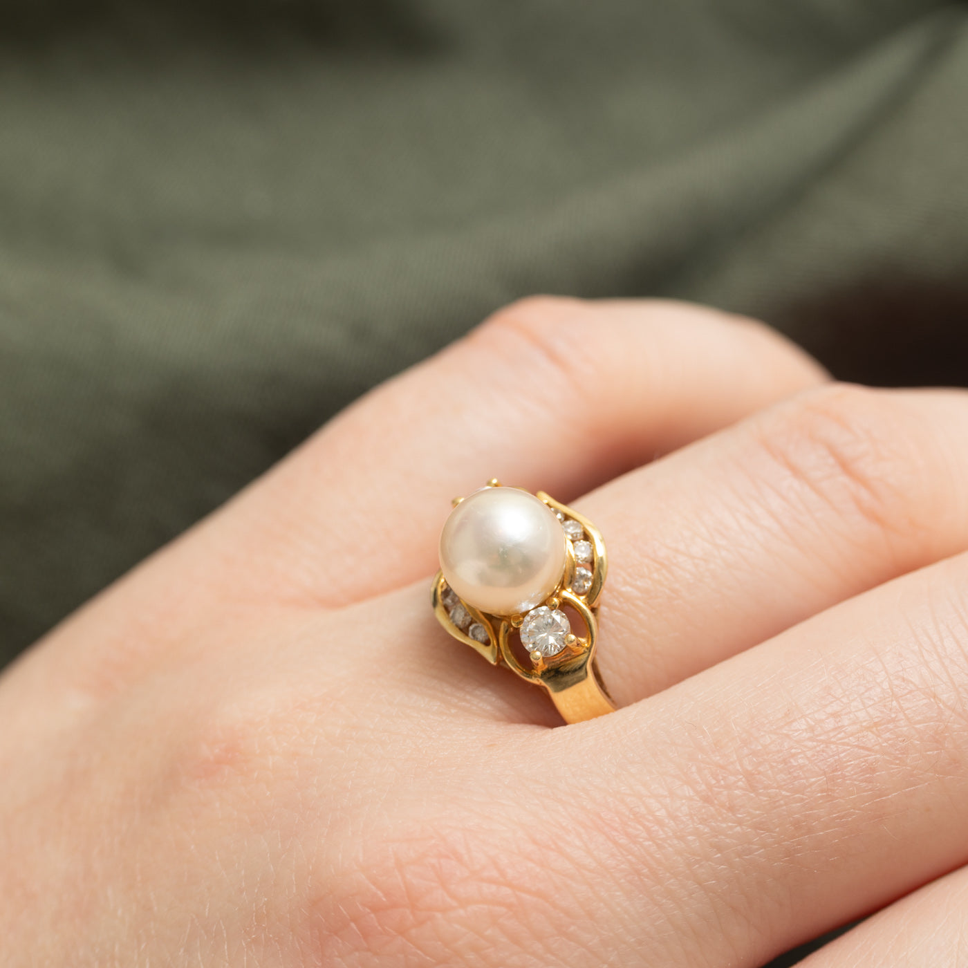 18k Pearl & Diamond Halo Ring | 0.43ctw | SZ 7