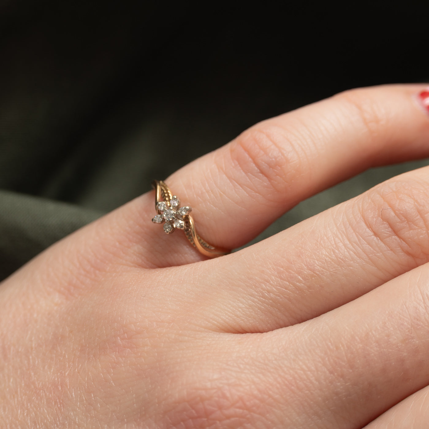 10k Diamond Floral Cluster Bypass Ring | SZ 4