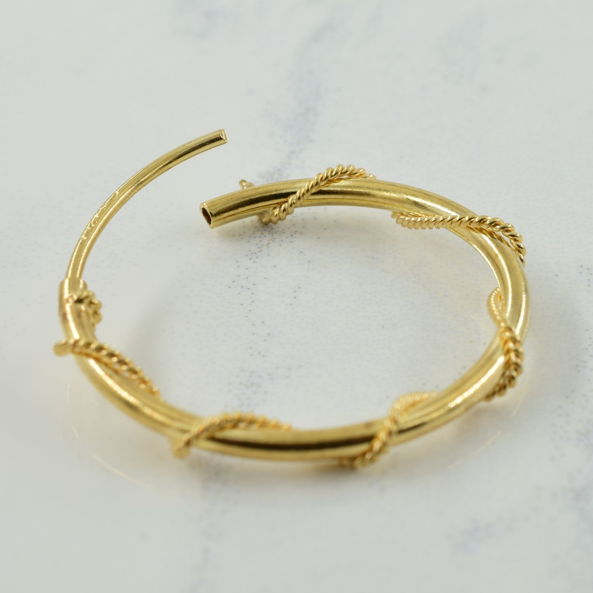 10k Yellow Gold Hoop Earrings |