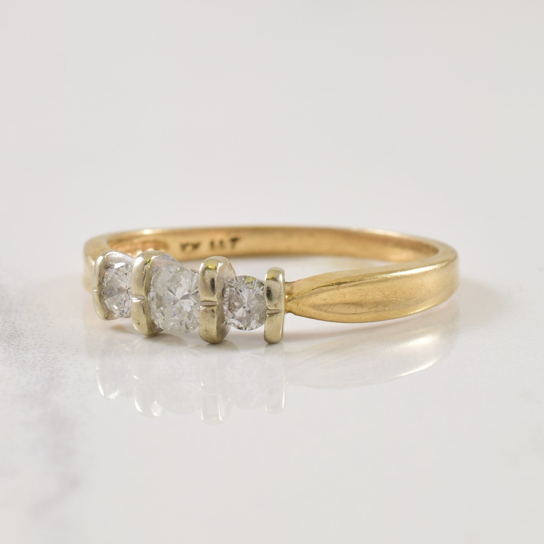 Bague à trois diamants | 0,31 ct au total | Taille 6,75 |