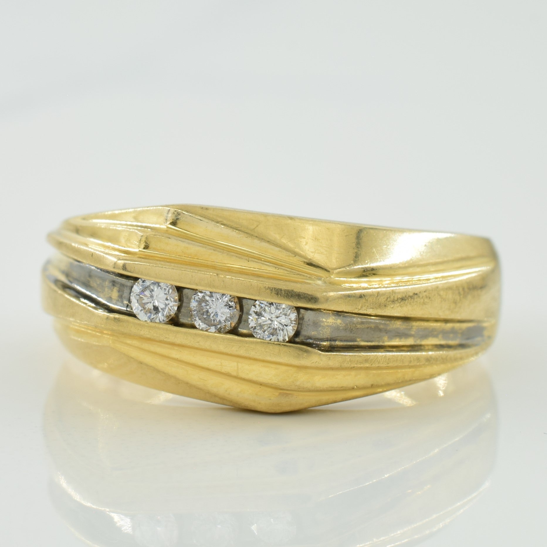 Channel Set Diamond Ring | 0.15ctw | SZ 10 |