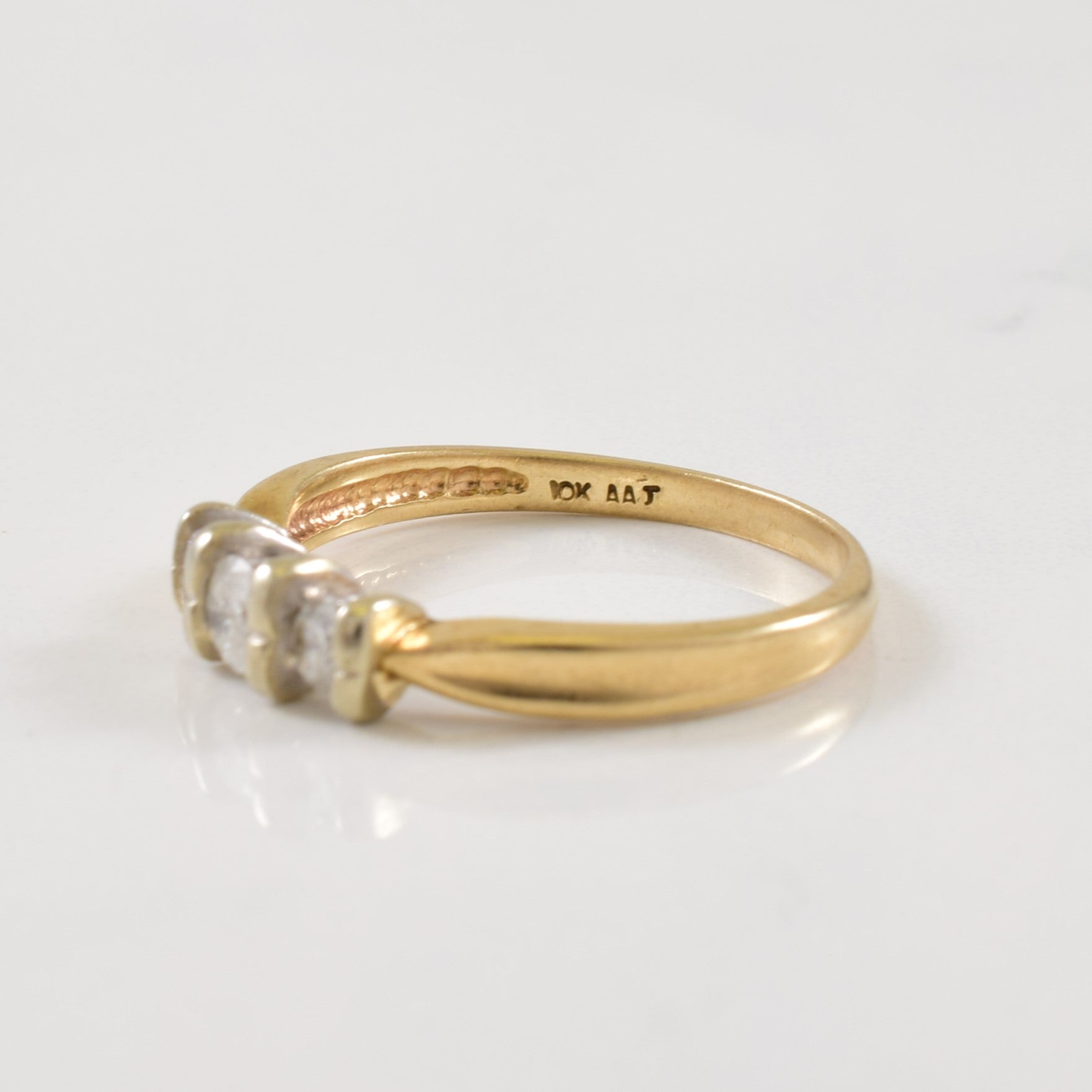 Bague à trois diamants | 0,31 ct au total | Taille 6,75 |