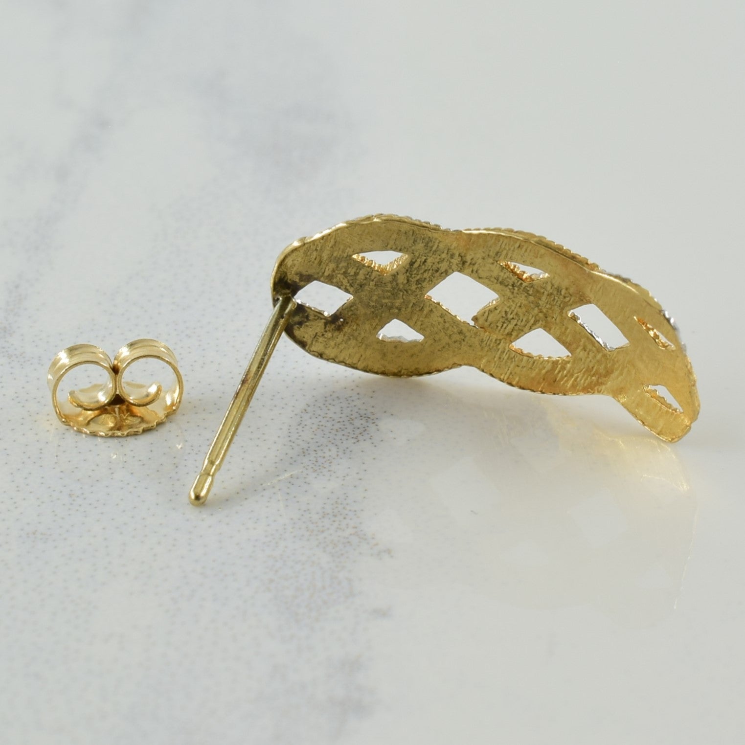 Boucles d'oreilles pendantes en or bicolore 10 carats