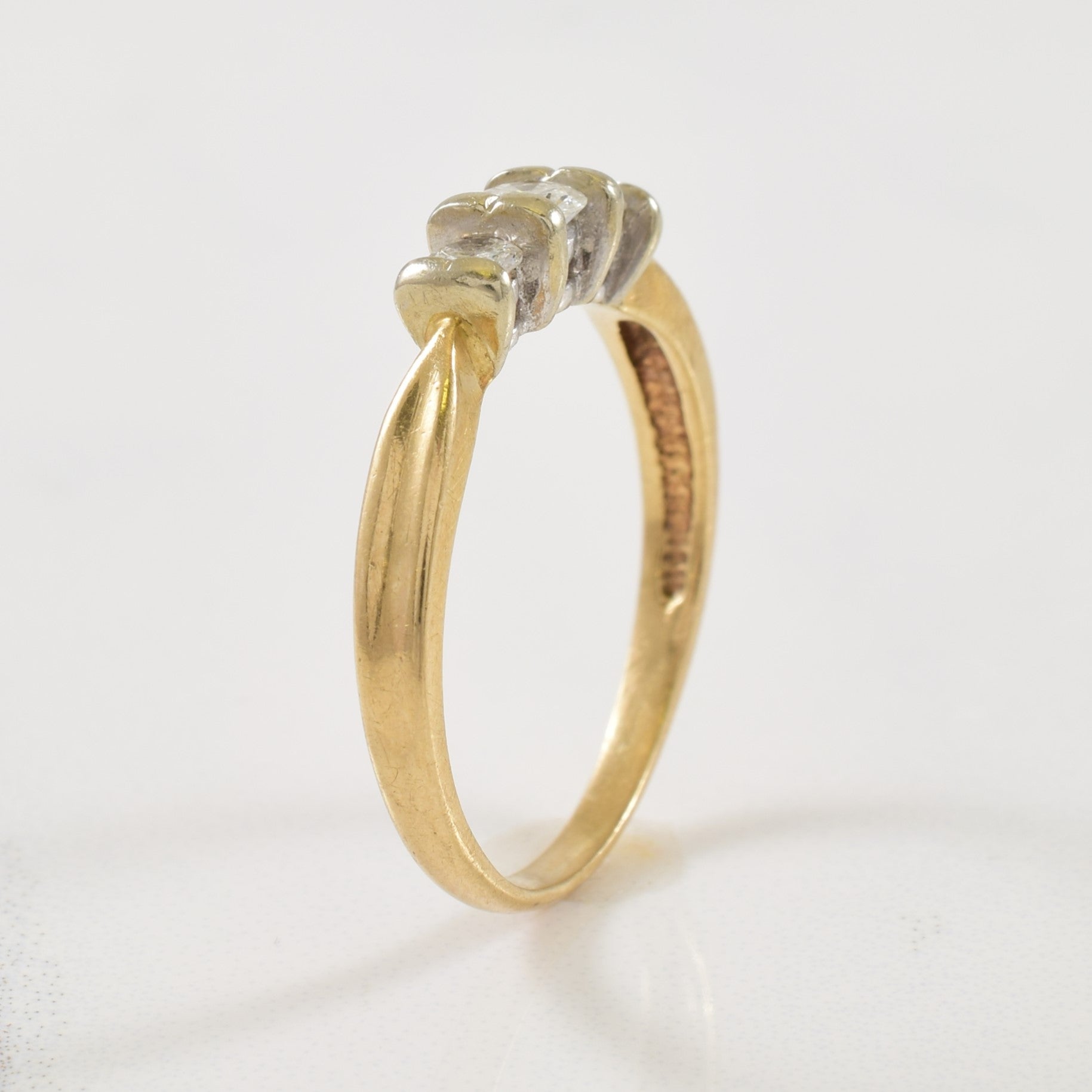 Bague à trois diamants | 0,31 ct au total | Taille 6,75 |