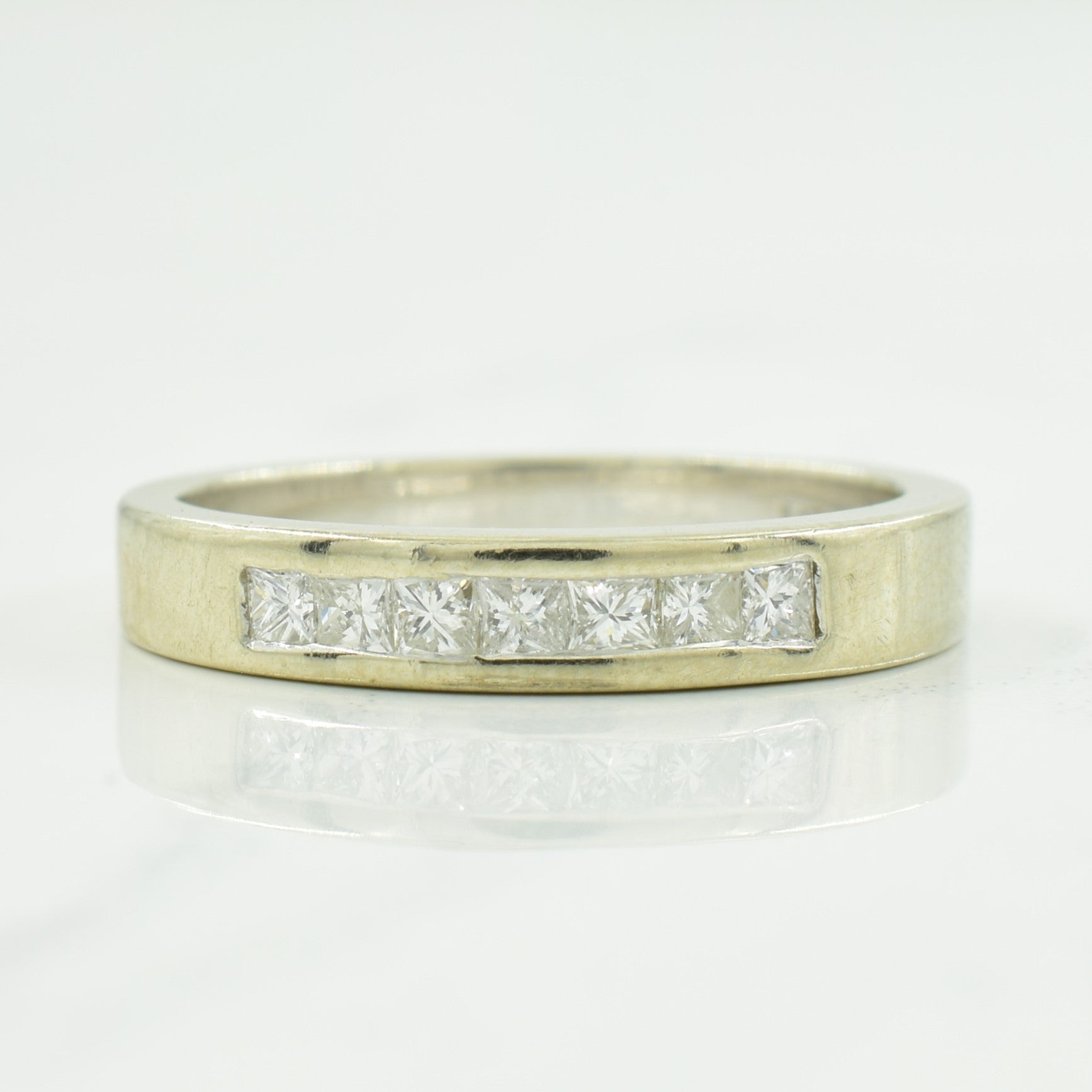 Channel Set Diamond Ring | 0.25ctw | SZ 6 |