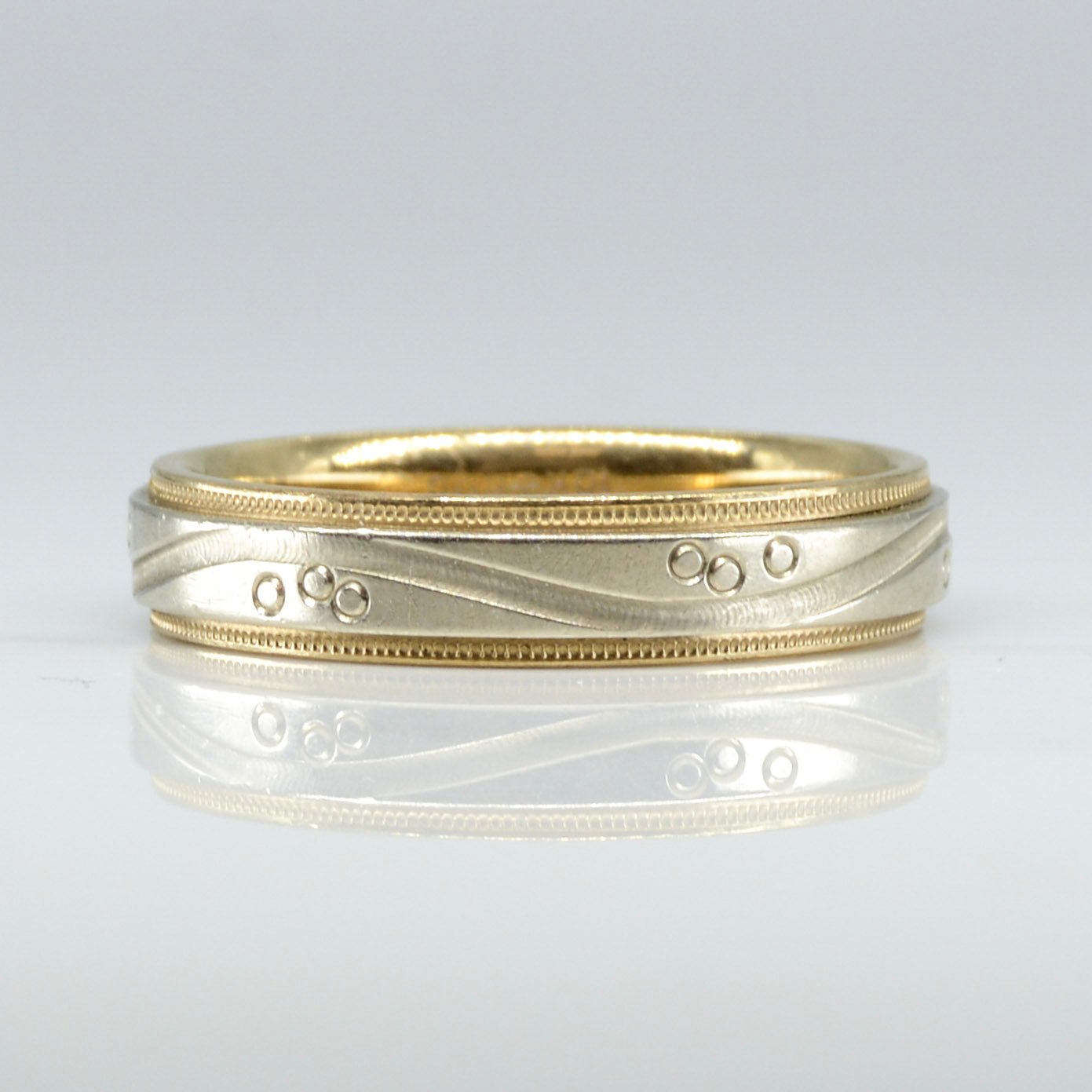 10k Two Tone Patterned Band | SZ 10.75 | - 100 Ways