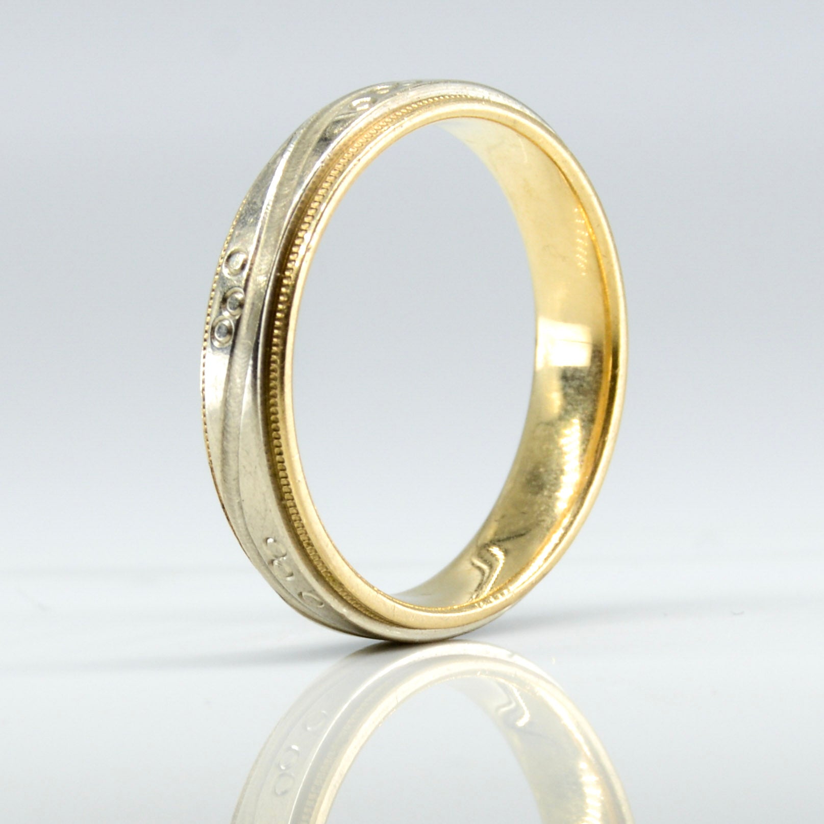 10k Two Tone Patterned Band | SZ 10.75 | - 100 Ways