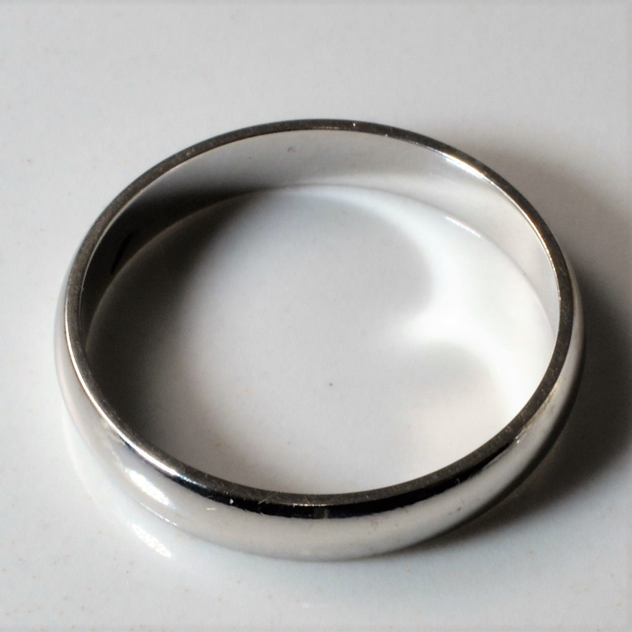 10k White Gold Band | SZ 5.75 | - 100 Ways