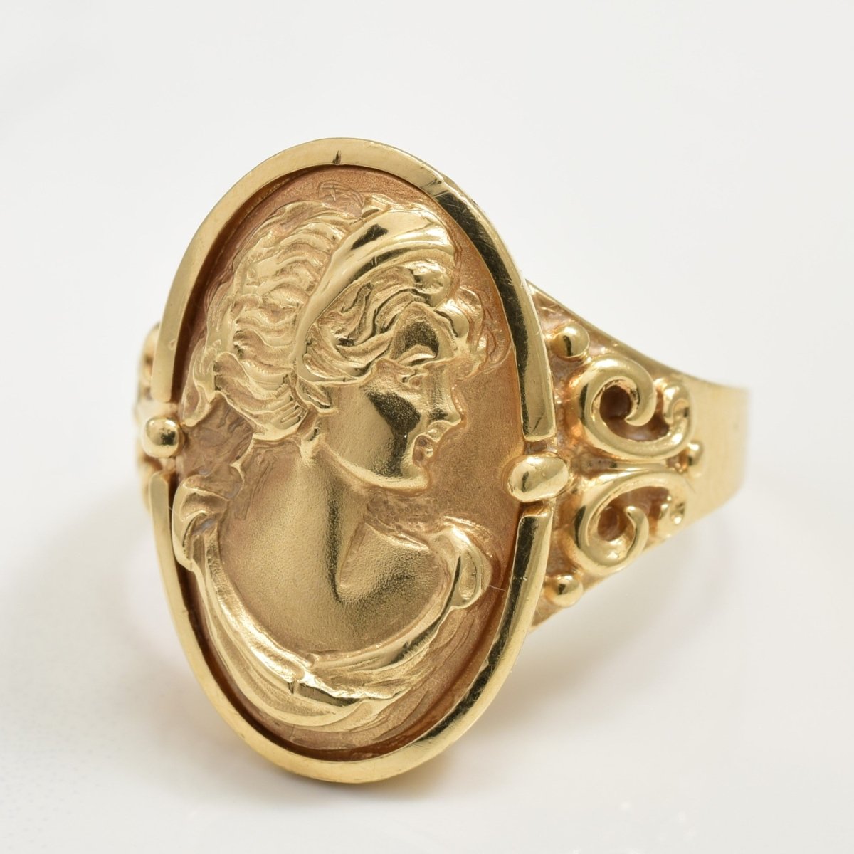 10k Yellow Gold Cameo Ring | SZ 8.25 | - 100 Ways