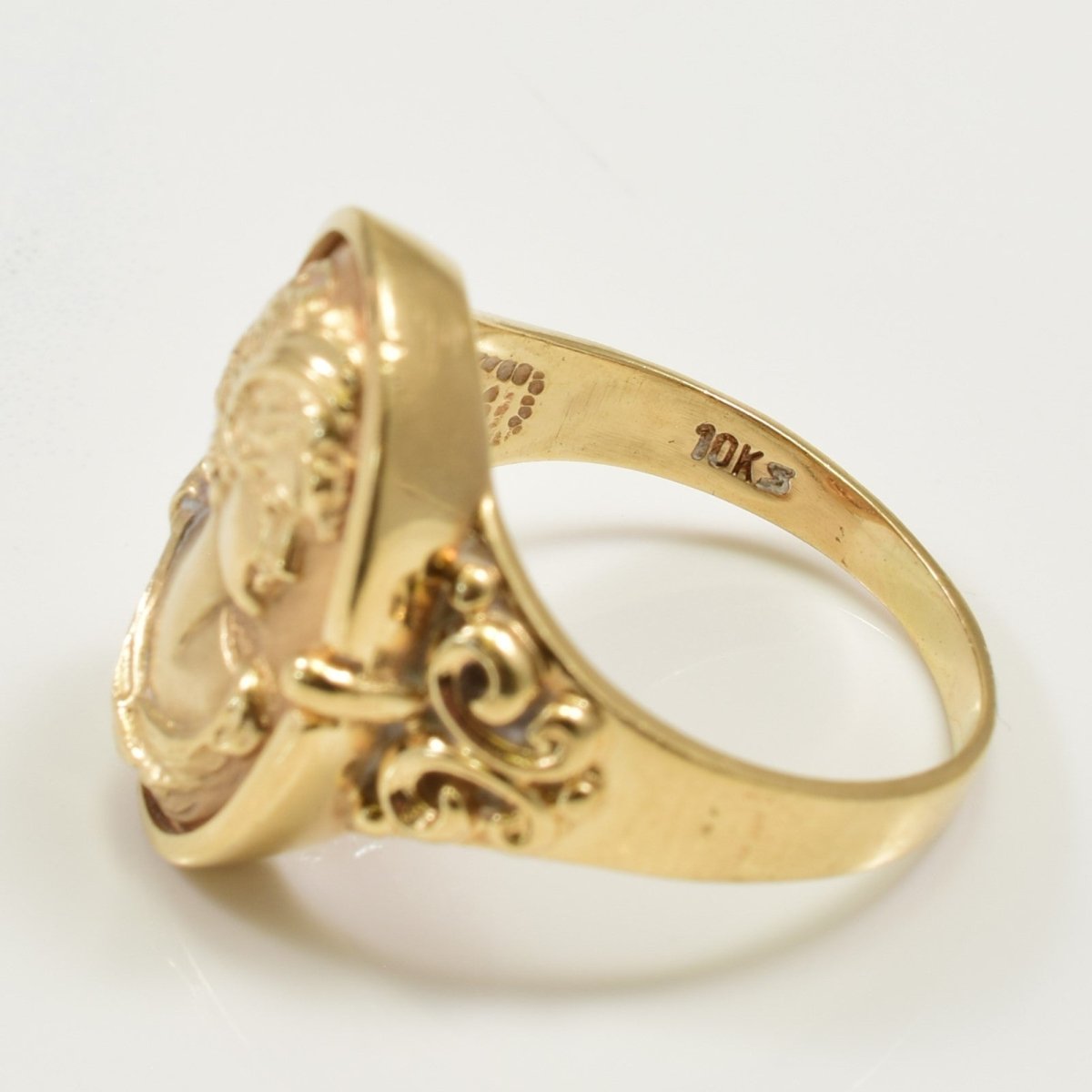 10k Yellow Gold Cameo Ring | SZ 8.25 | - 100 Ways