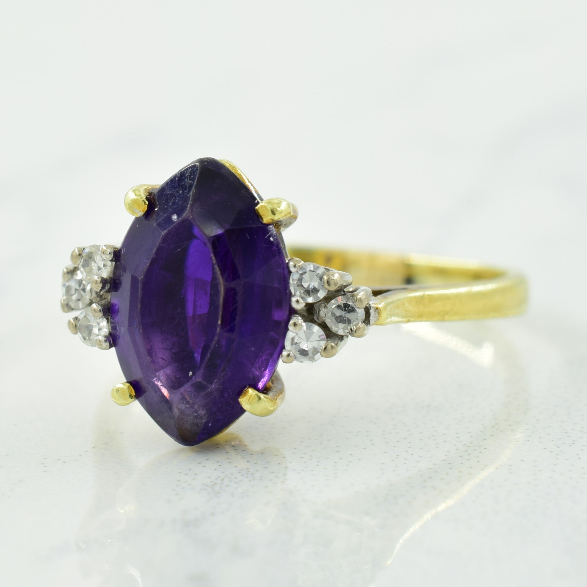 Amethyst & Diamond Ring | 2.00ct, 0.12ctw | SZ 8 |
